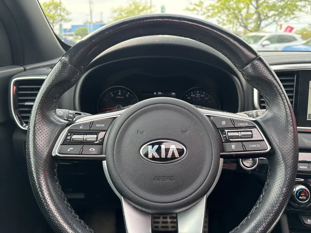 Kia Sportage снимка Kia Sportage