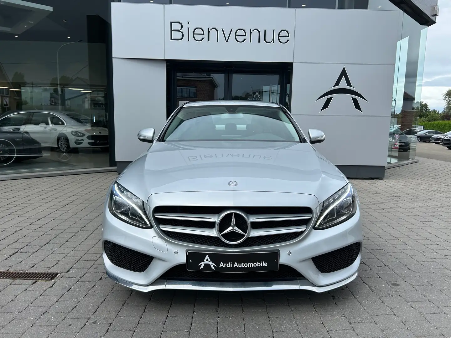 Mercedes-Benz C 200 d *PACK AMG*GARANTIE 12 MOIS*1er PROPRIETAIRE* Grijs - 2