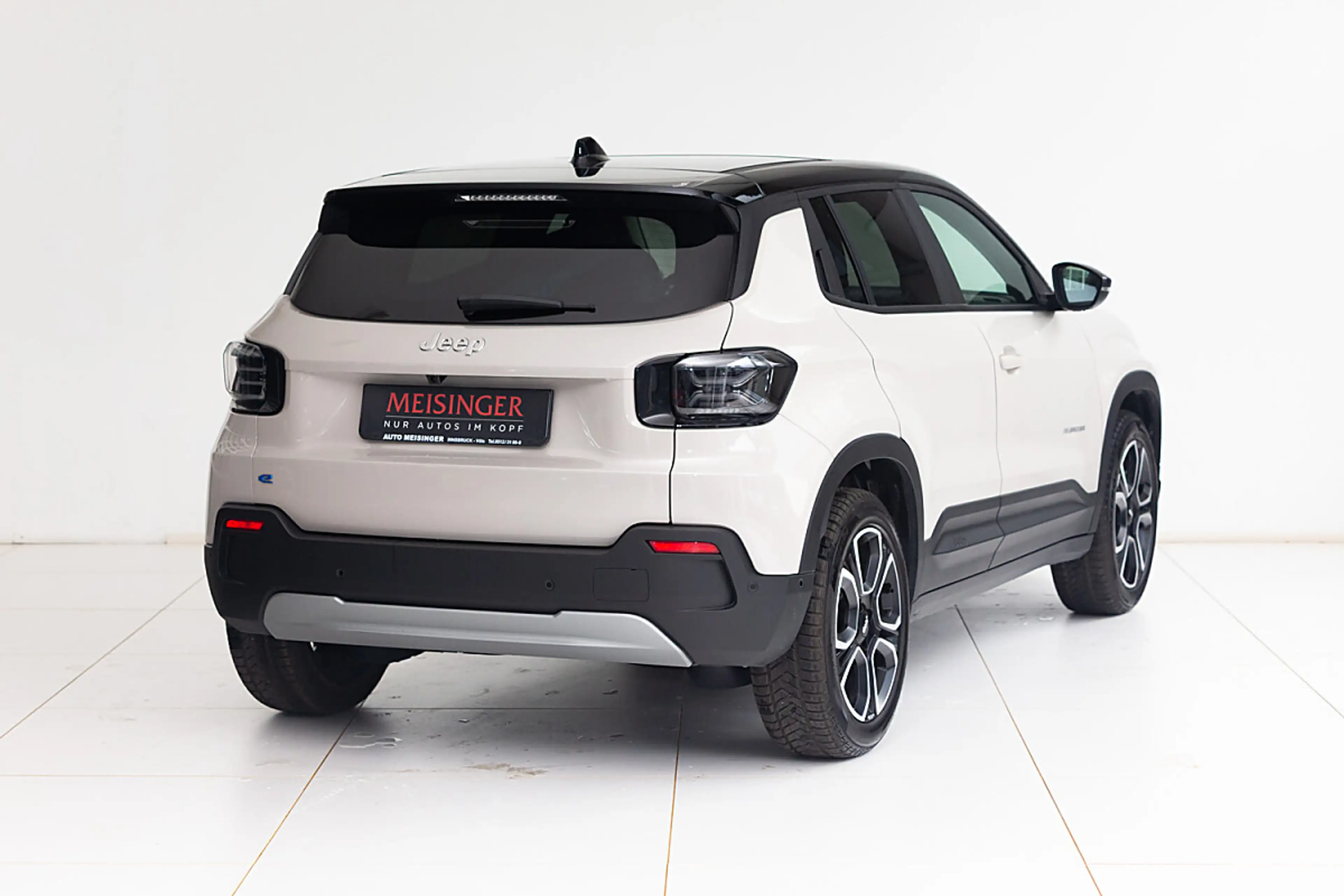 Jeep Avenger BEV 54kWh Altitude — photo 2