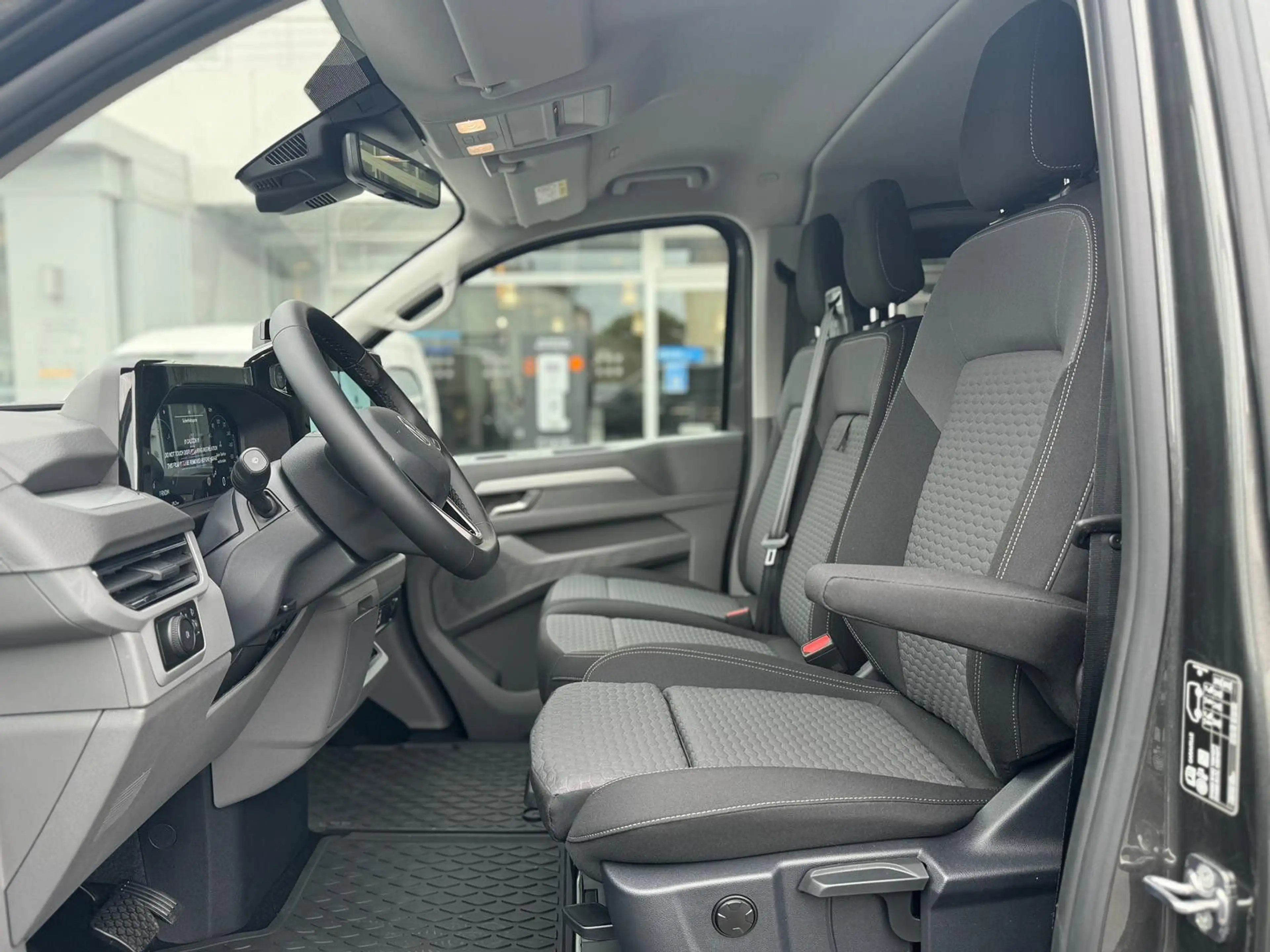 Volkswagen T7 Caravelle T7 CARAVELLE 2.0 TDI DSG LIFE LR 9-SITZER SOFORT — photo 10