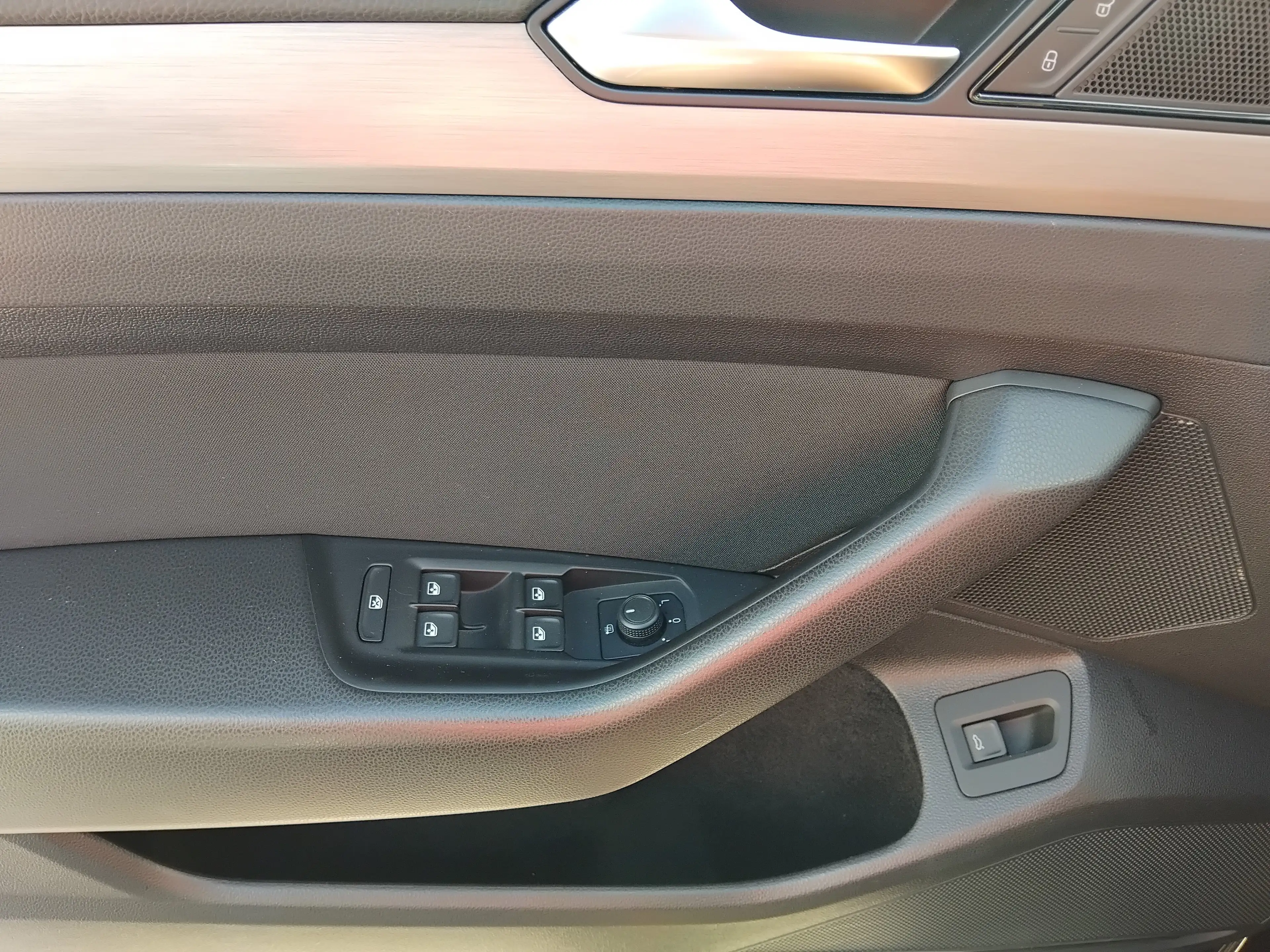 Volkswagen Passat Variant 2.0 TDI Automatik — photo 13