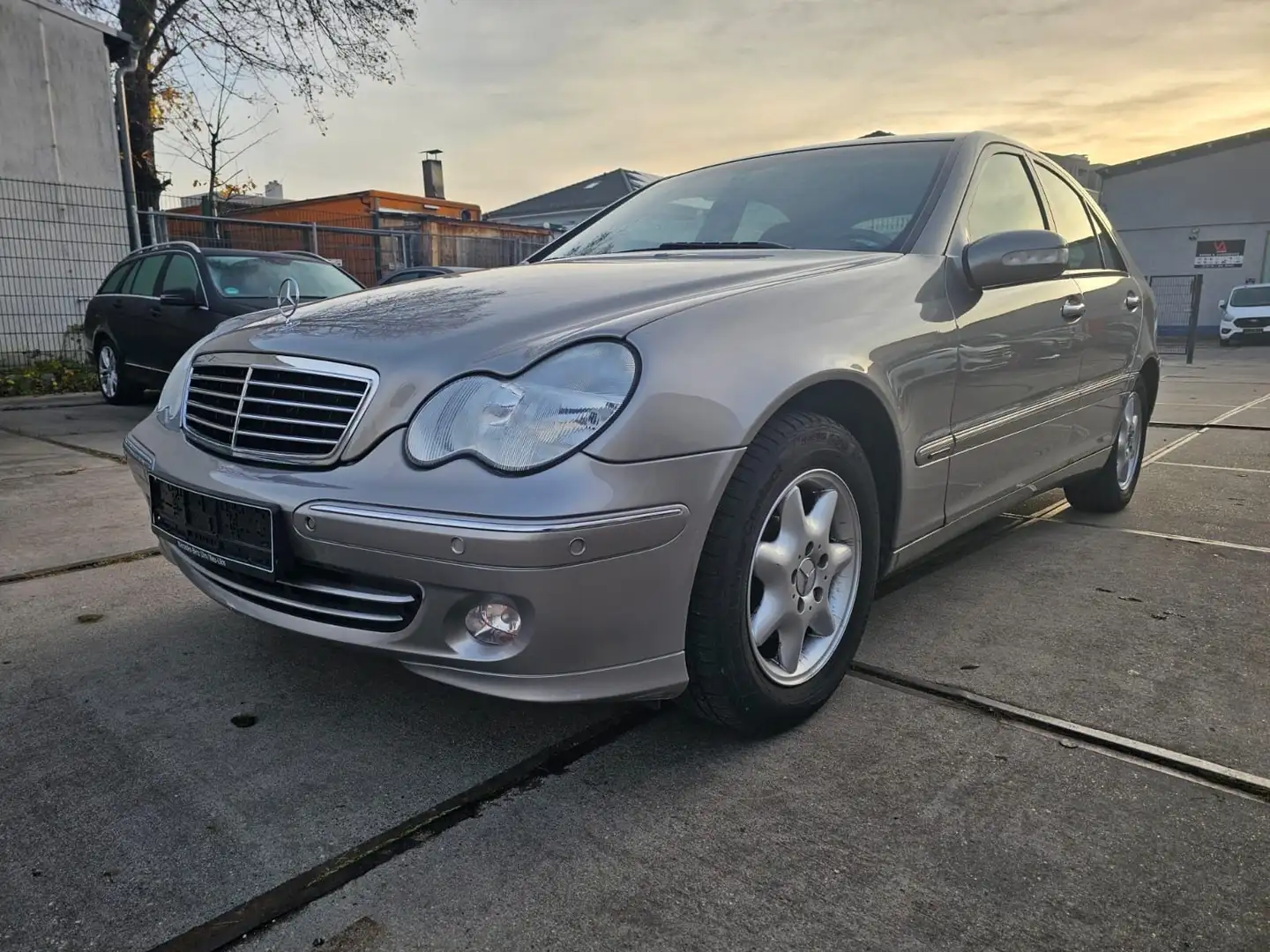 Mercedes-Benz C 180 Kompressor Lim. Elegance. Garantie 1 Hand Argent - 1