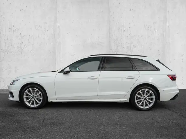 Audi A4 view 5