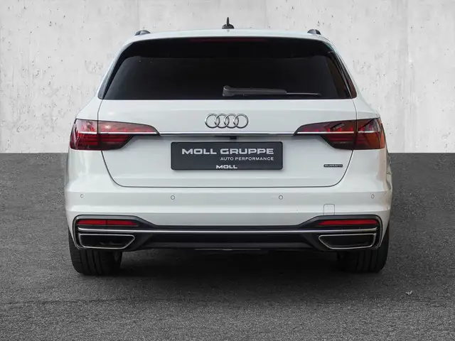 Audi A4 view 6