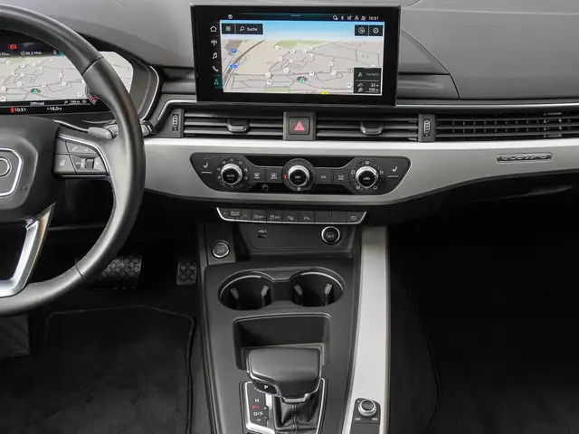Audi A4 view 13