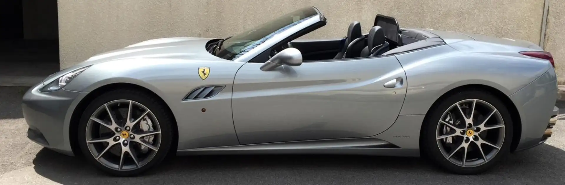 Ferrari California California V8 4.3 490ch Gris - 1