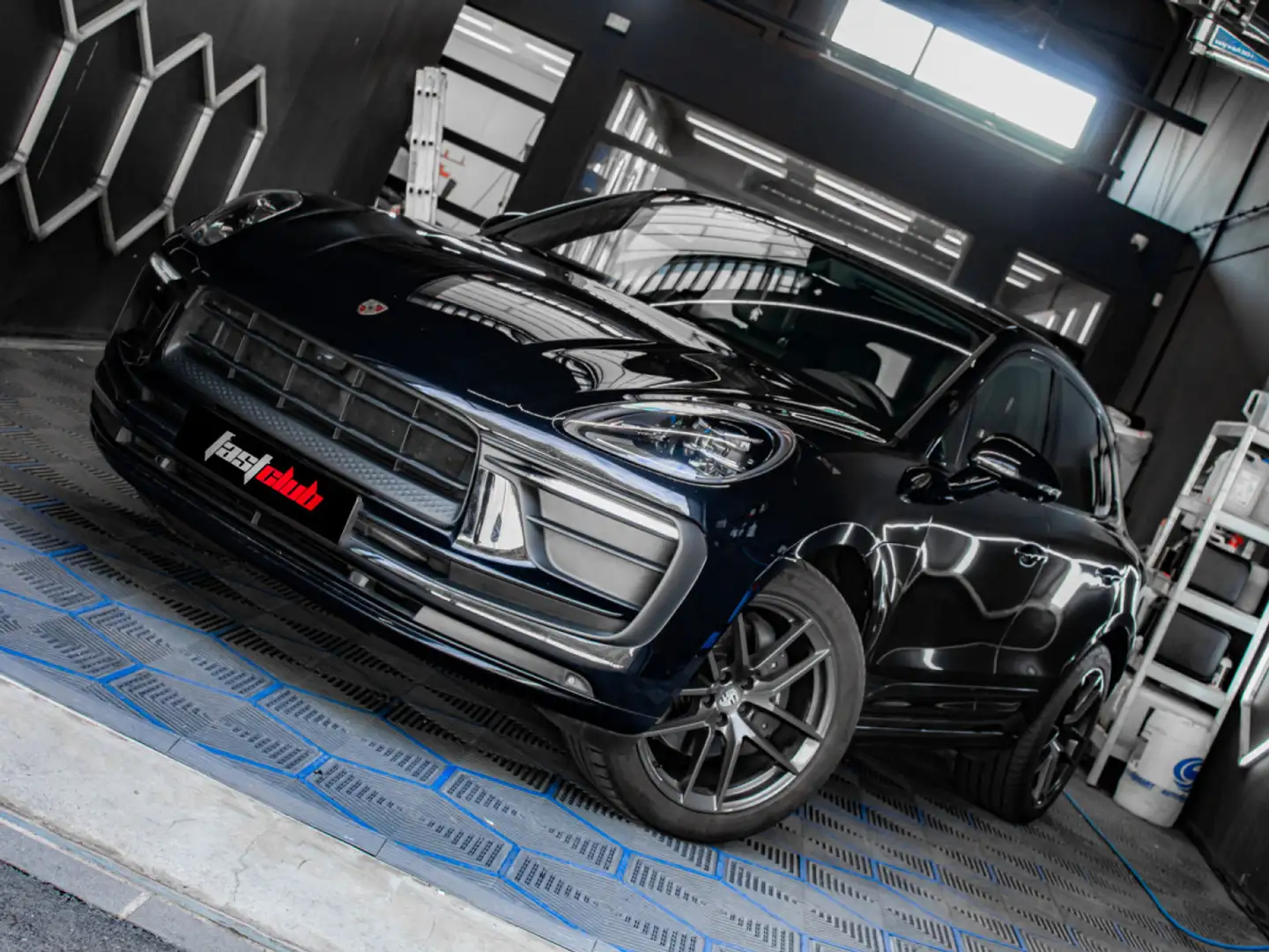 Porsche Macan MACAN T 2.0 Turbo PDK Noir - 1