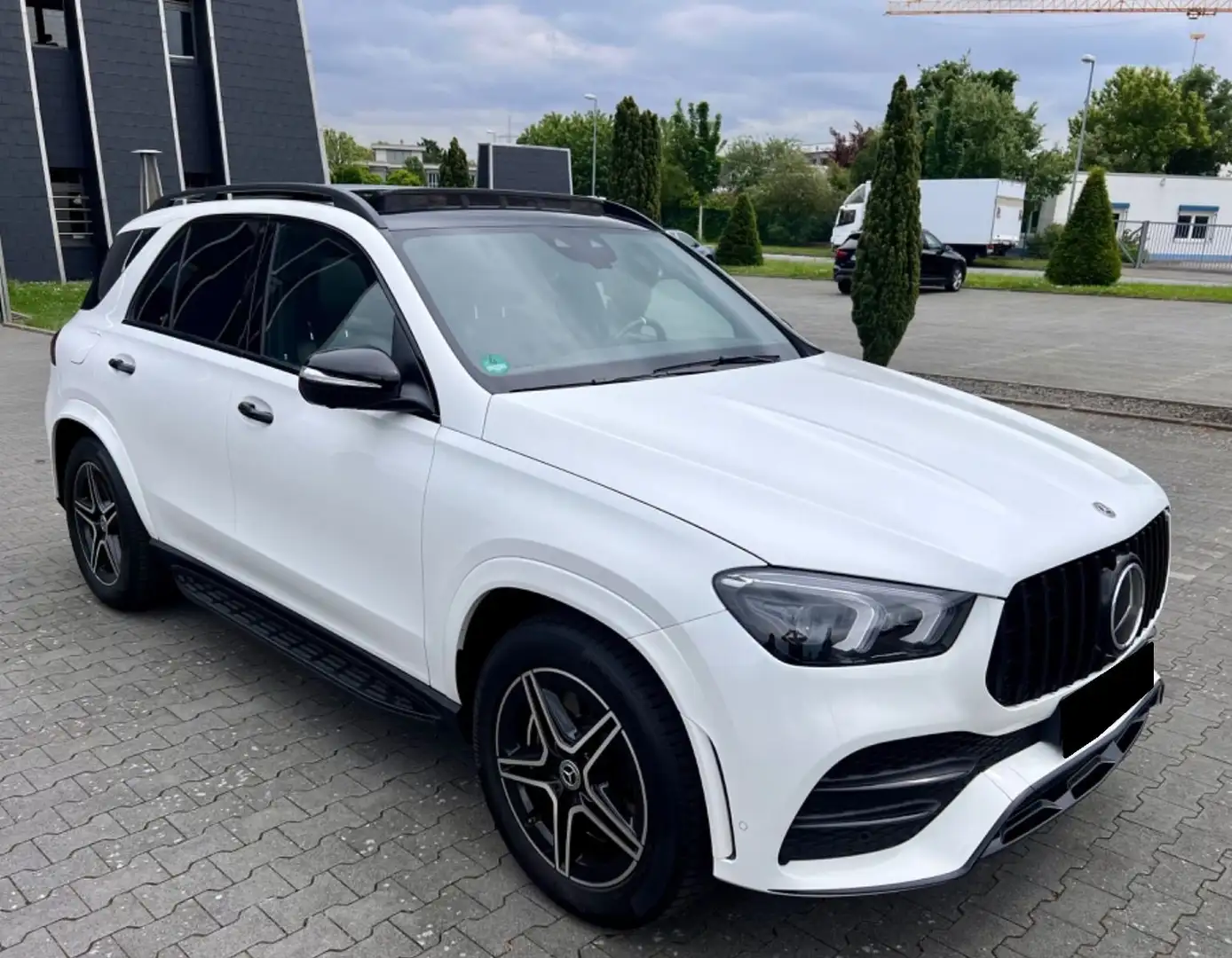 Mercedes-Benz GLE 450 GLE 450 4Matic Aut. Bílá - 2