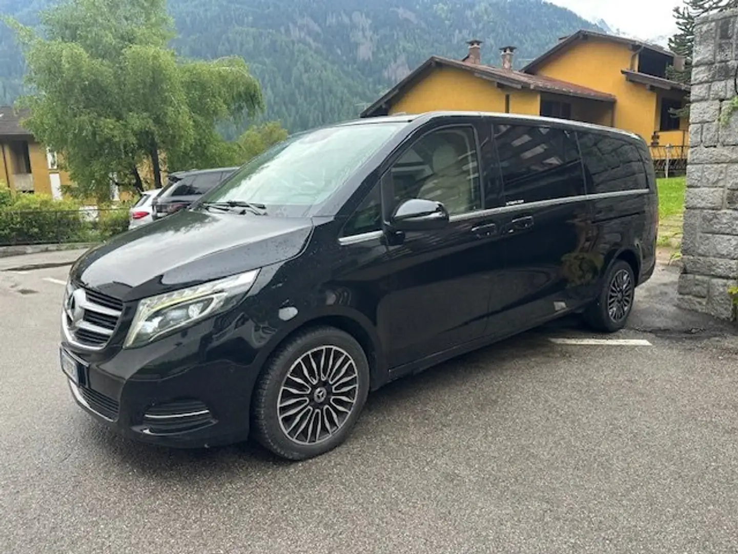Mercedes-Benz V Classe V W447 2014 250 Executive Business EL auto Zwart - 2