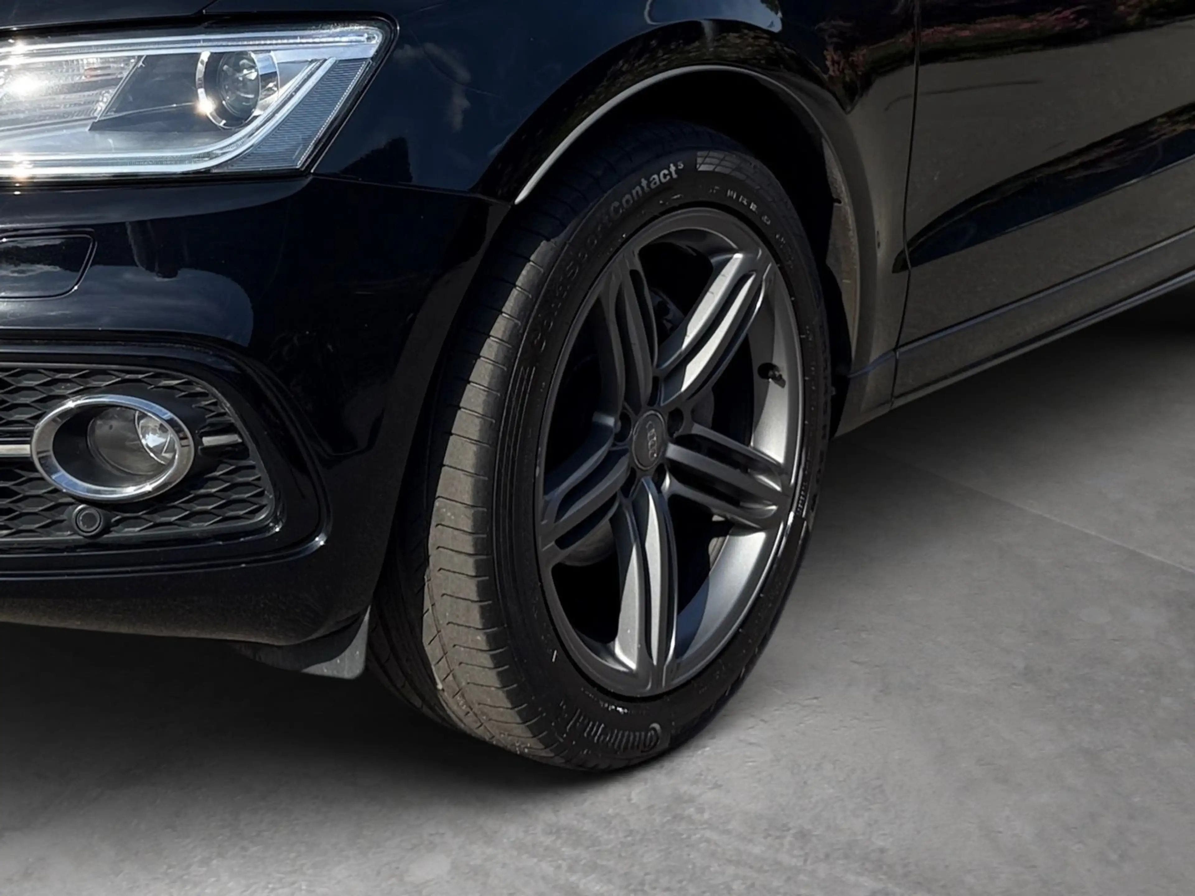 Audi Q5 2.0 TDI Xenon Sitzheizung Klimaaut. PDC AUX — photo 8