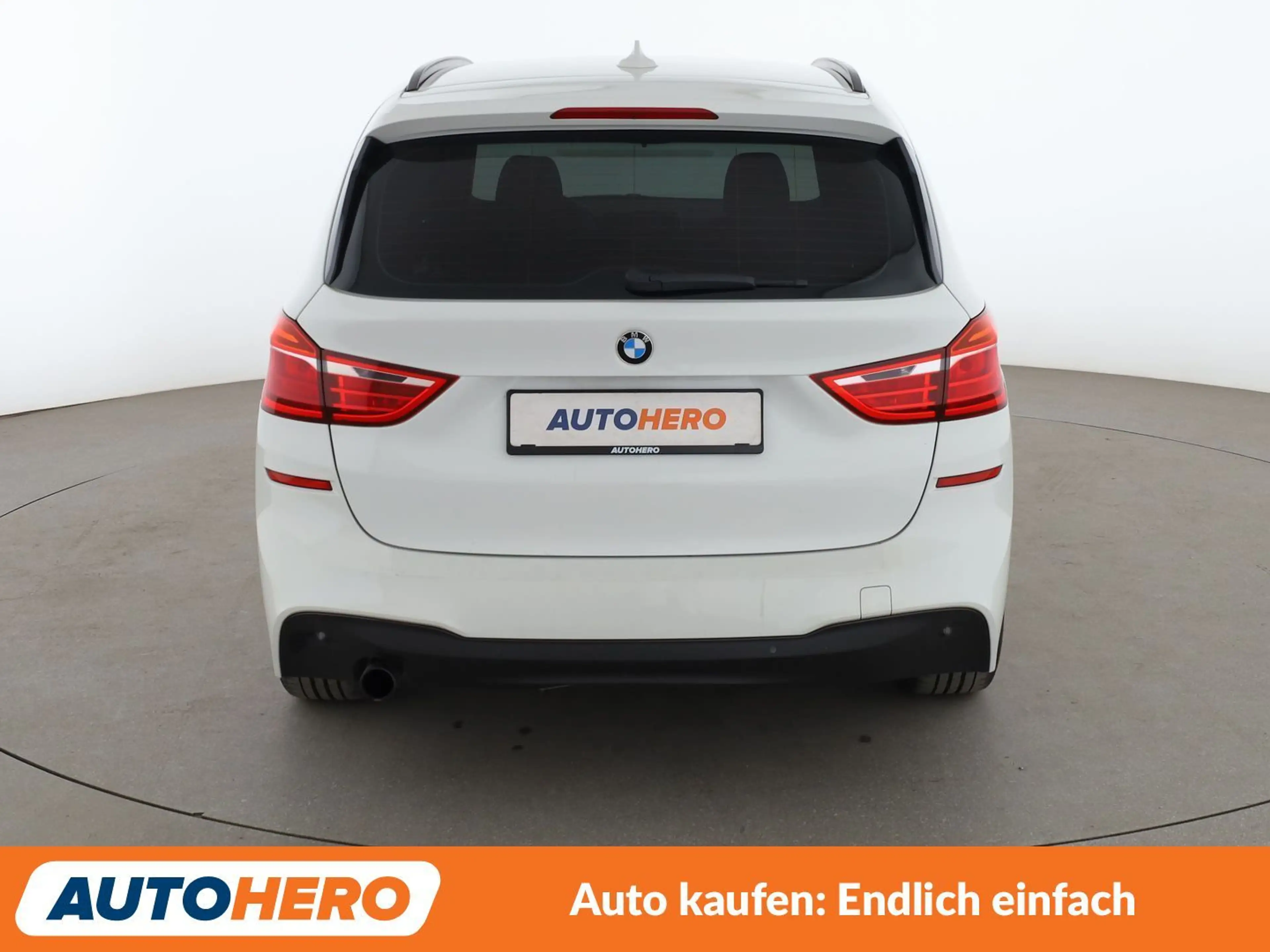 BMW 216 216i Gran Tourer M Sport *NAVI*TEMPO*PDC*SHZ* — photo 5