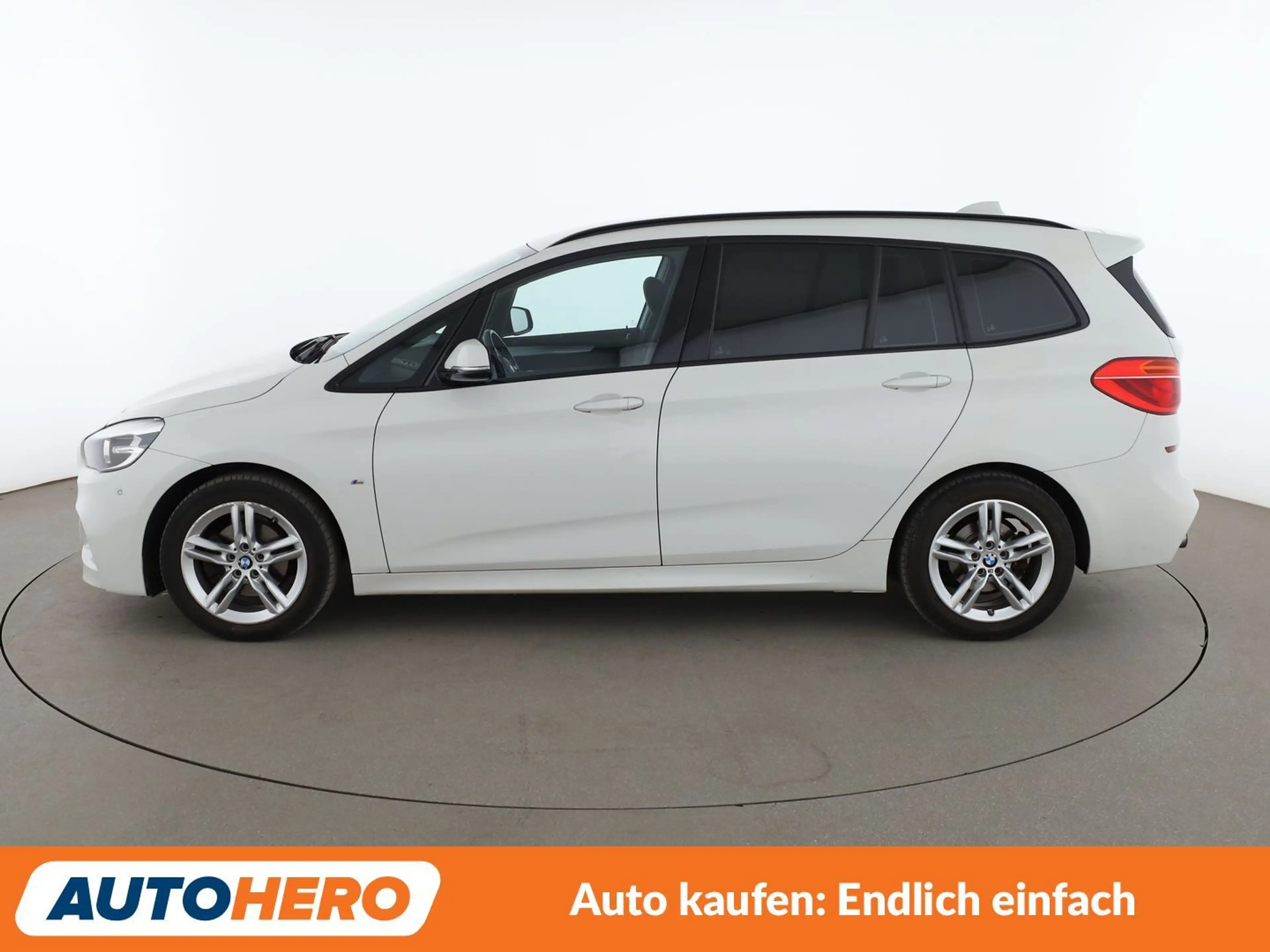 BMW 216 216i Gran Tourer M Sport *NAVI*TEMPO*PDC*SHZ* — photo 3