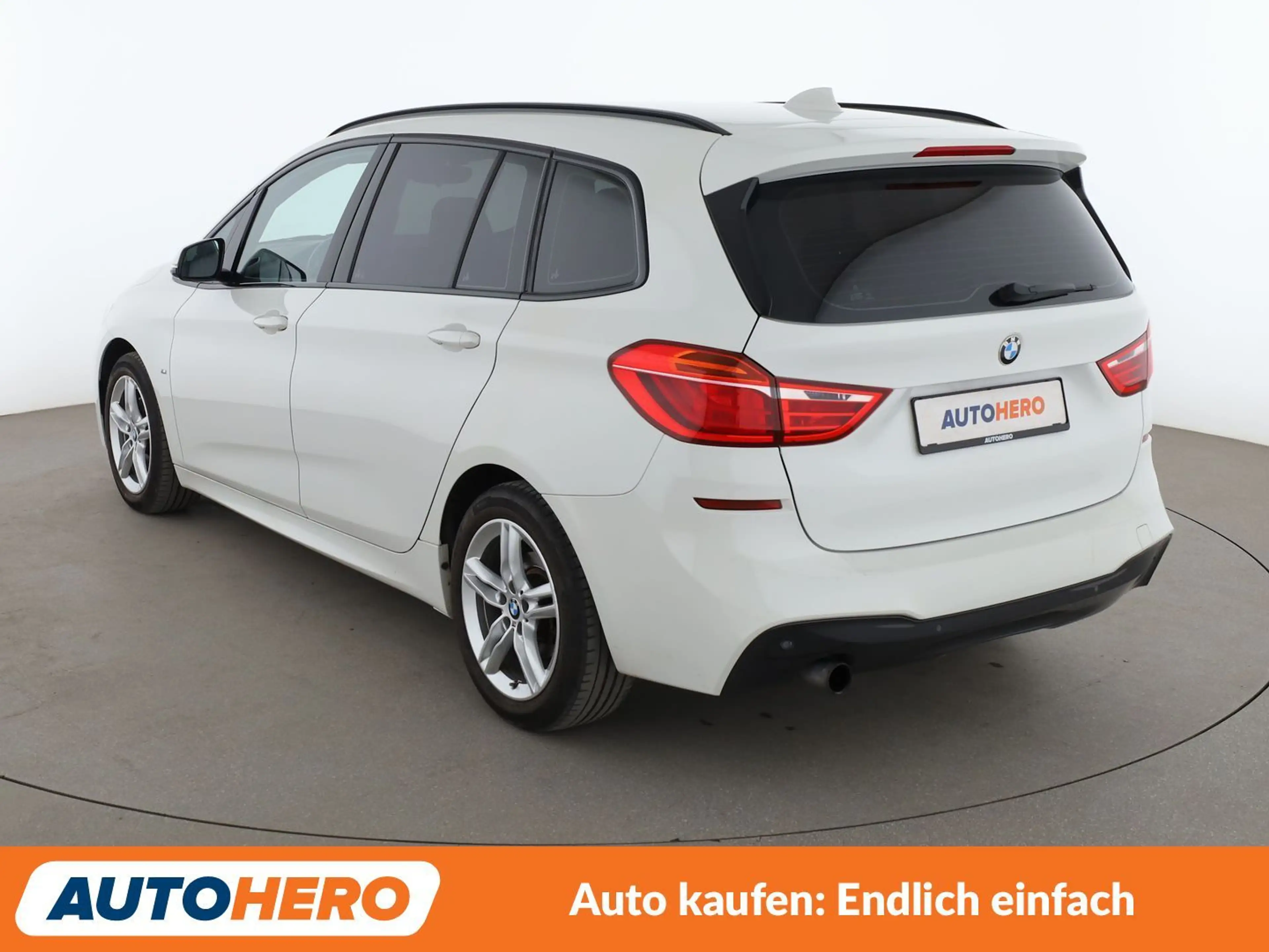 BMW 216 216i Gran Tourer M Sport *NAVI*TEMPO*PDC*SHZ* — photo 4