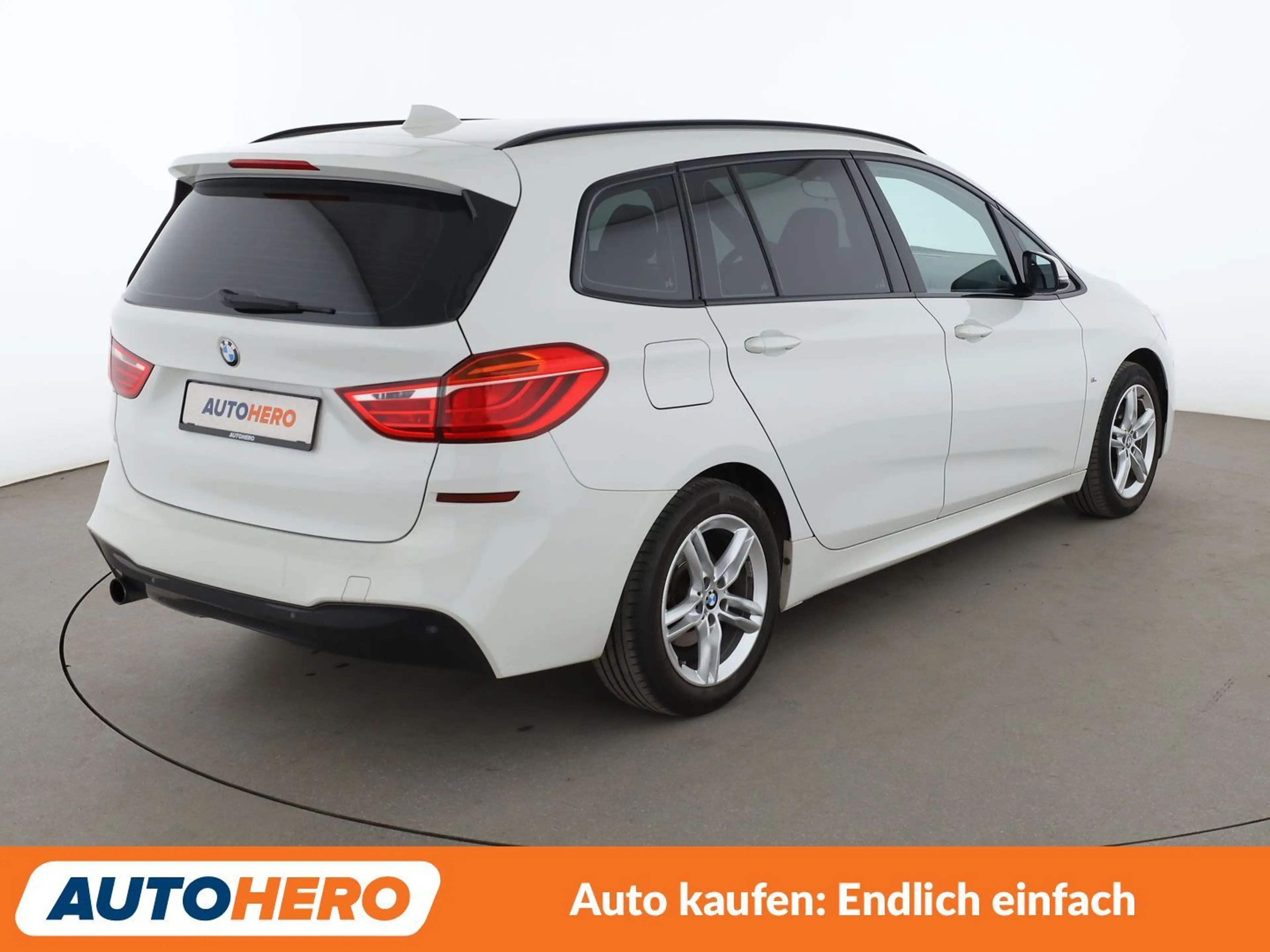 BMW 216 216i Gran Tourer M Sport *NAVI*TEMPO*PDC*SHZ* — photo 6