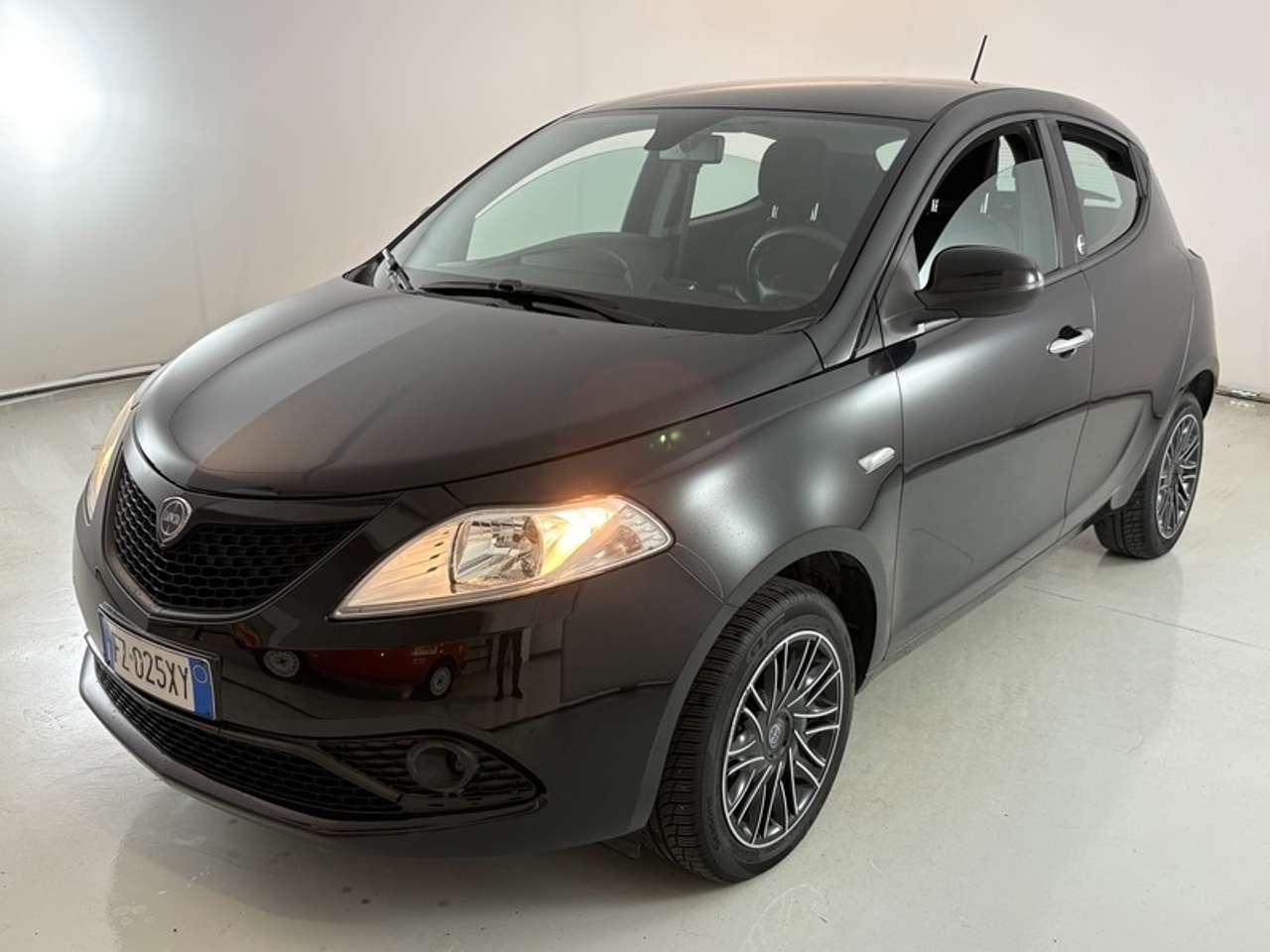 Lancia Ypsilon 5 Porte 1.2 Ecochic Gold