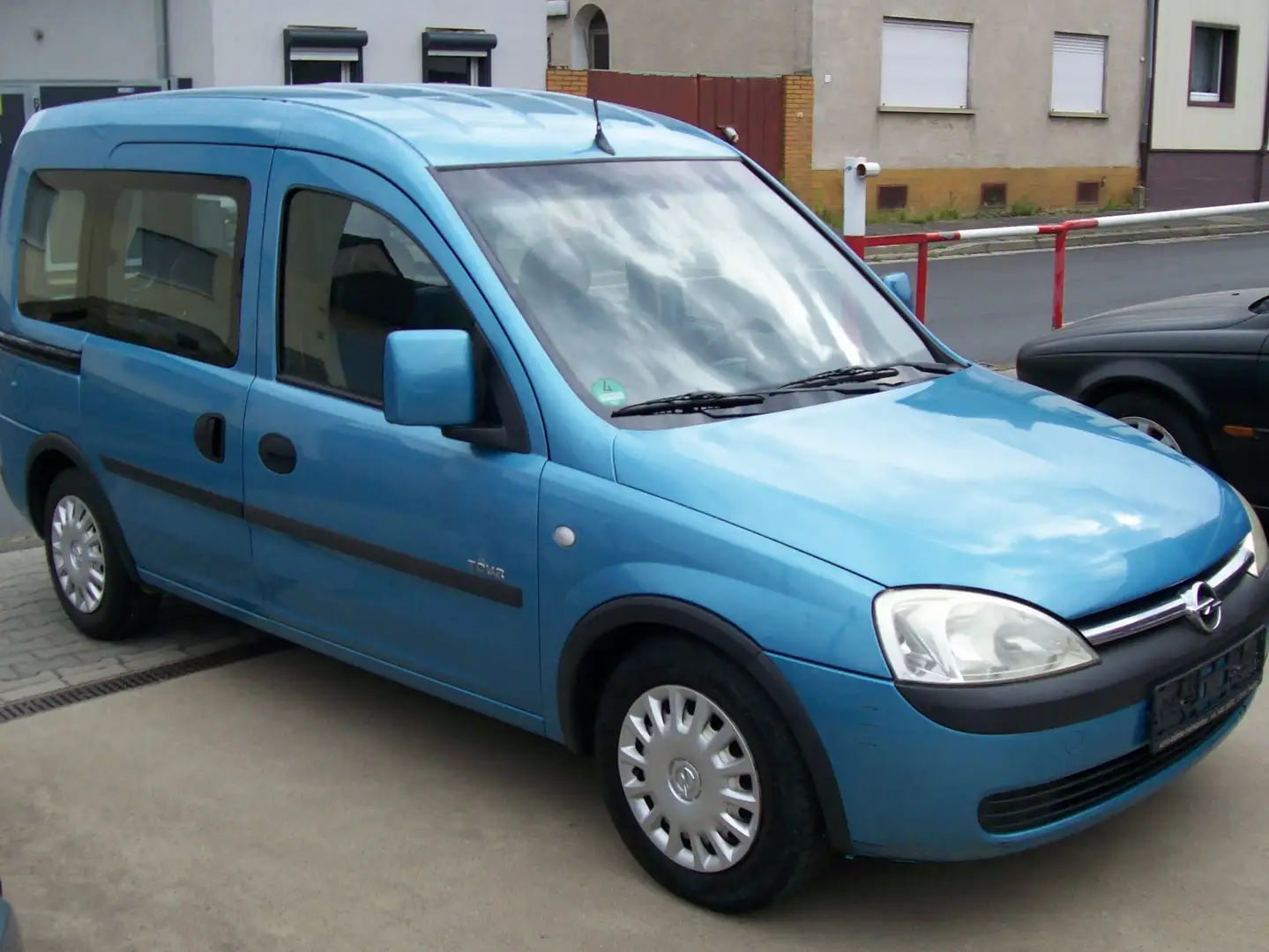 Opel Combo 1.6 Tour Azul - 1