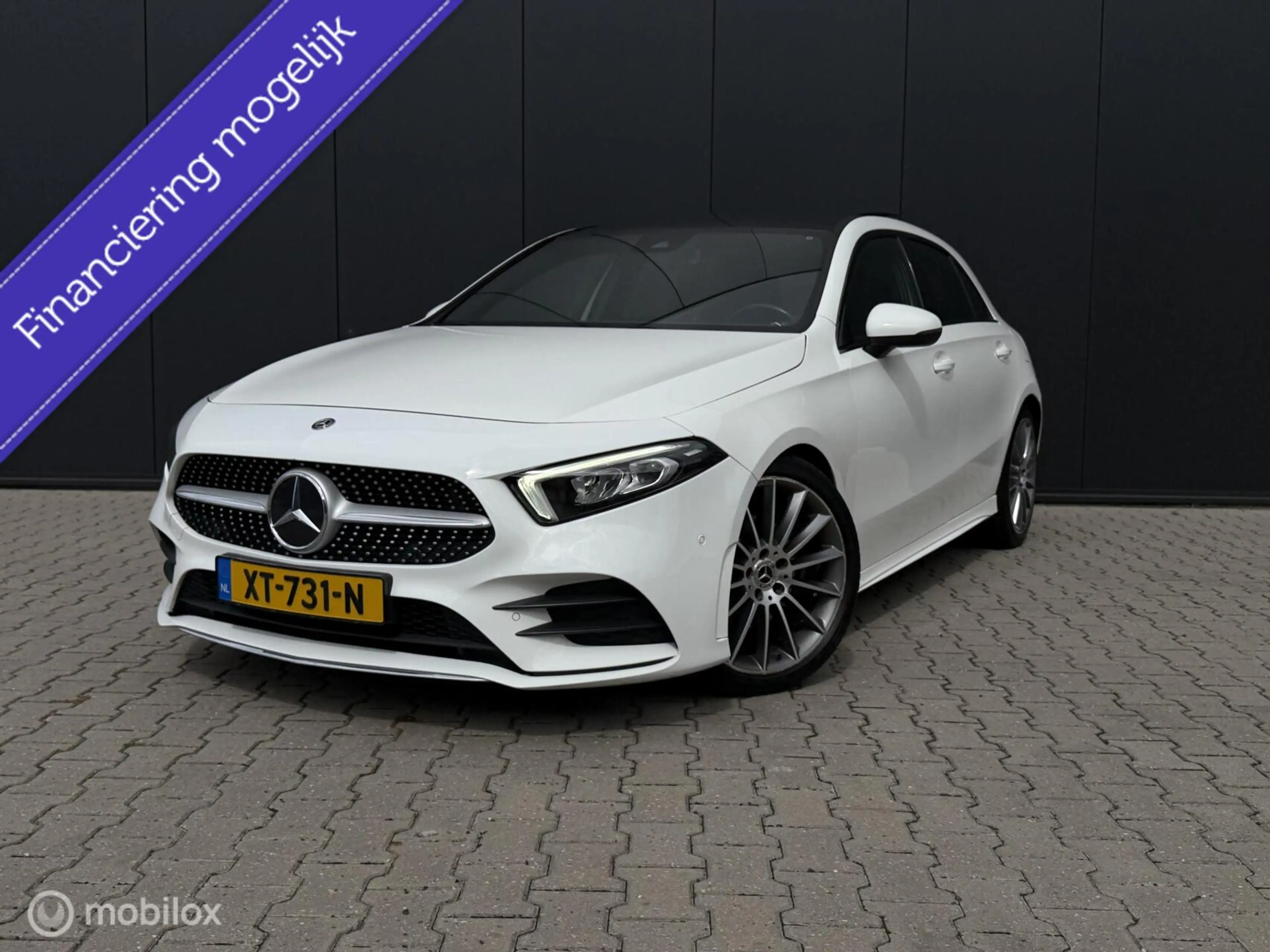 Mercedes-Benz A 200 AMG/Pano/Led/stoelverwarming/Cruise