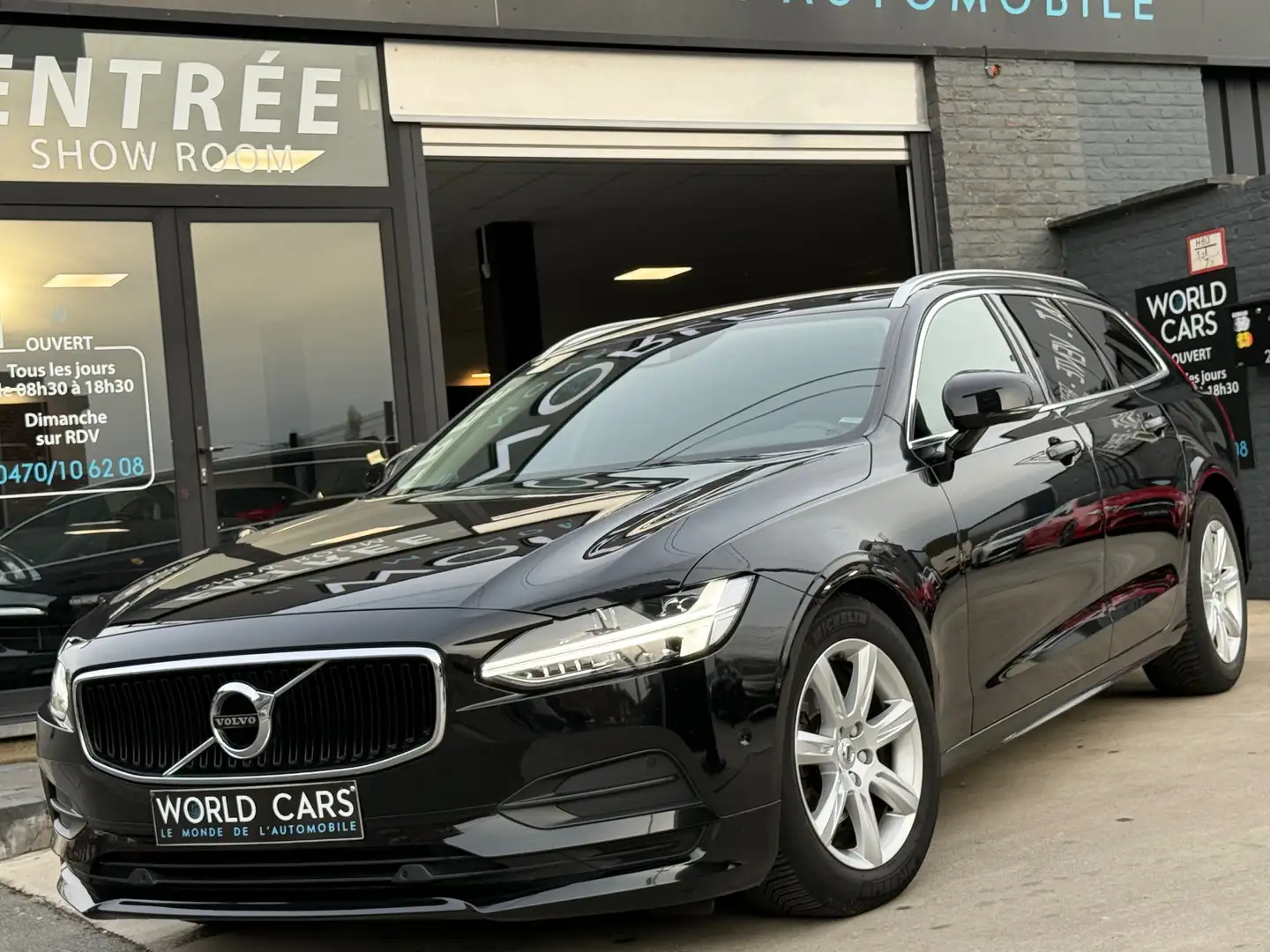 Volvo V90 2.0 D3 Geartronic COCKPIT DISTRO LINE ASS. FULL OP Zwart - 1