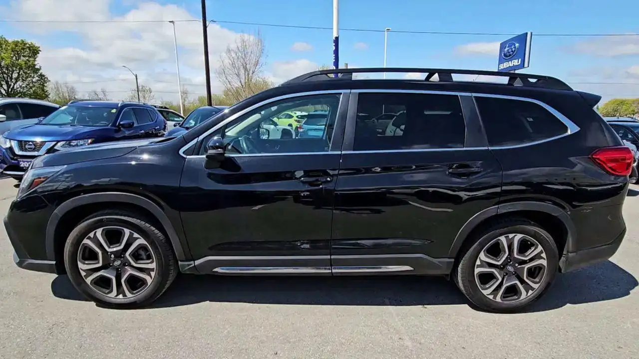 Subaru Ascent снимка Subaru Ascent