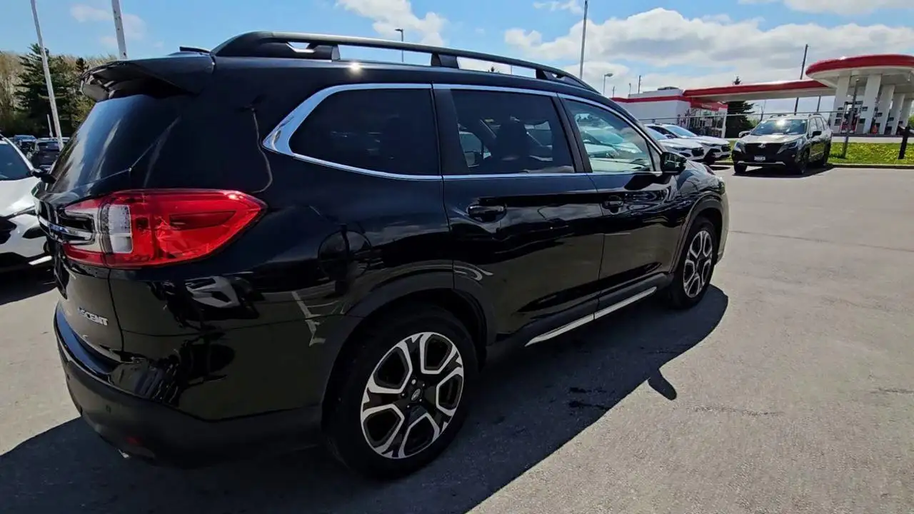 Subaru Ascent снимка Subaru Ascent