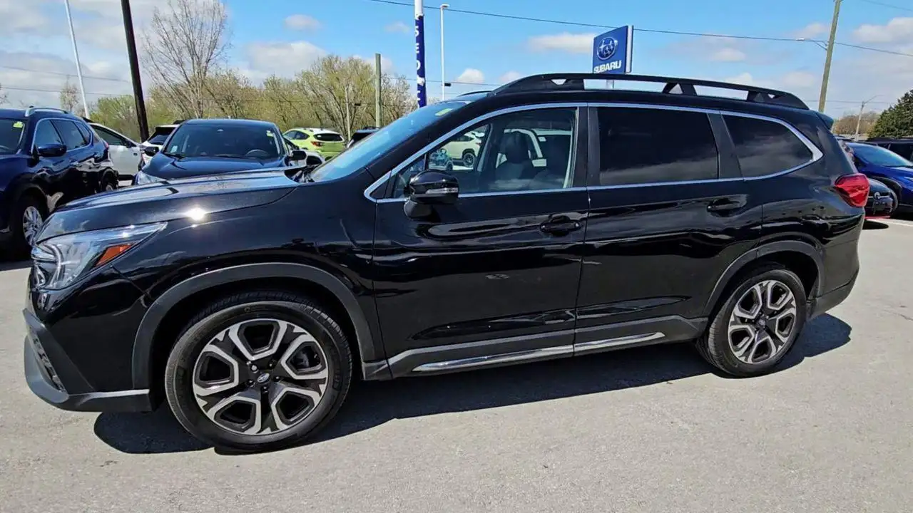 Subaru Ascent снимка Subaru Ascent