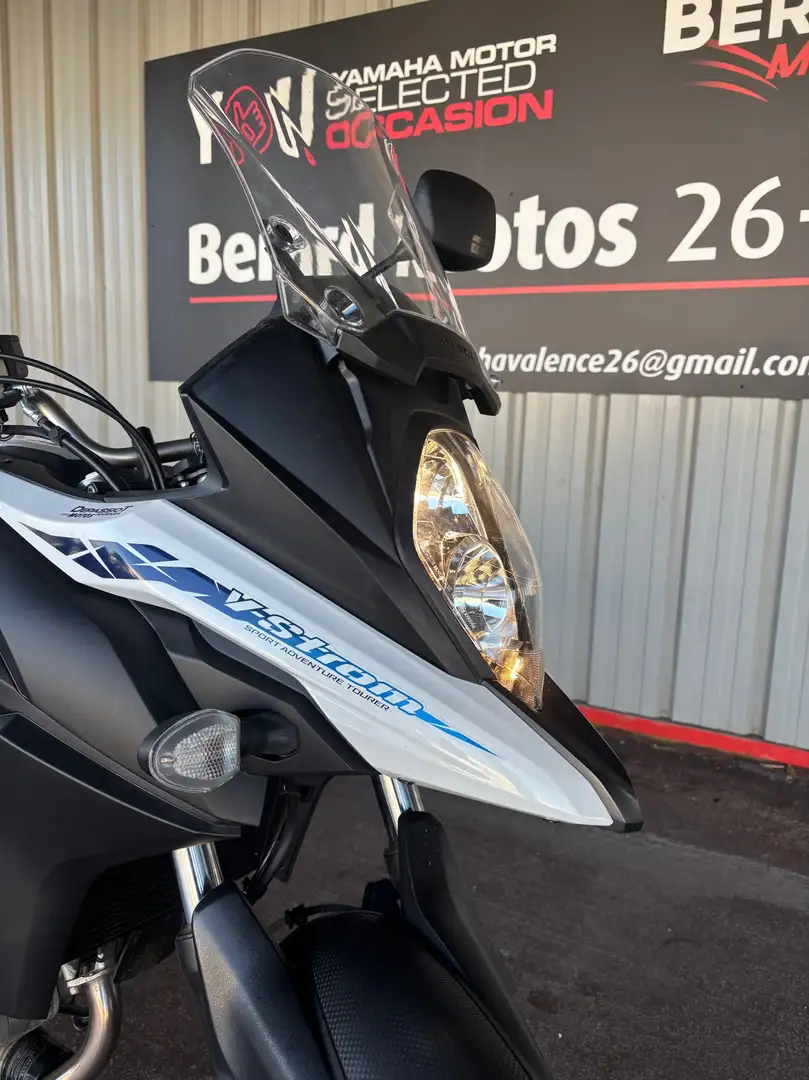 Suzuki V-Strom 650 Bianco - 2
