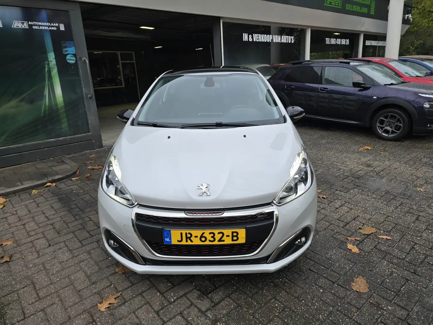 Peugeot 208 1.2 PureTech GT-line | 2E EIGENAAR | 12MND GARANTI Blanc - 2