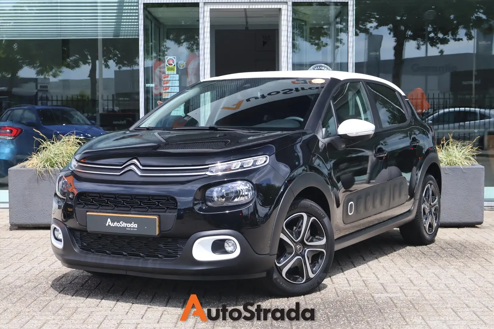 Citroen C3 1.2 PureTech 82pk S&S | Cruise | Climate | Navi | Noir - 1