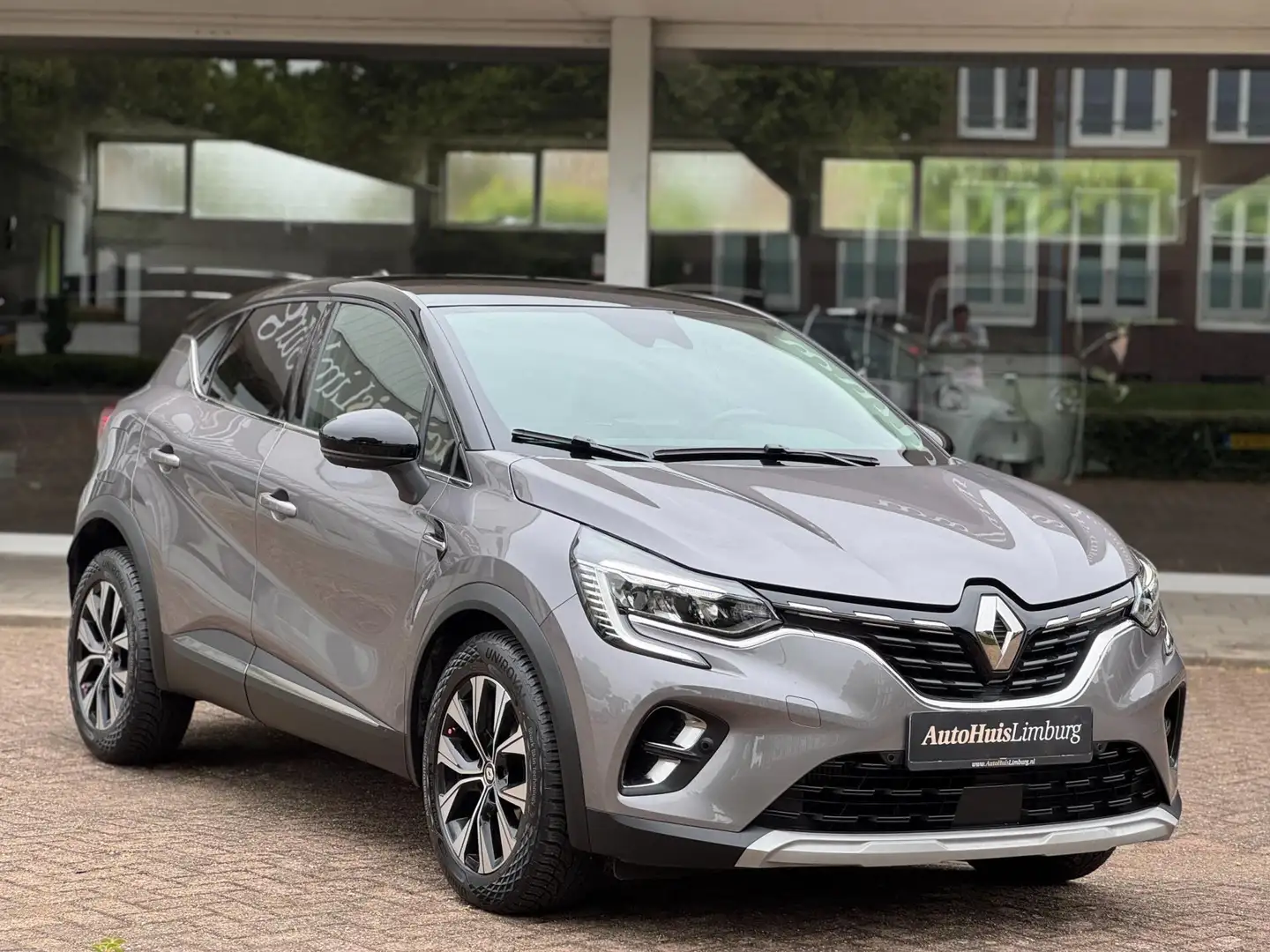 Renault Captur 1.3 TCe 140 Initiale Paris|Camera|Garantie/onderho Grigio - 1