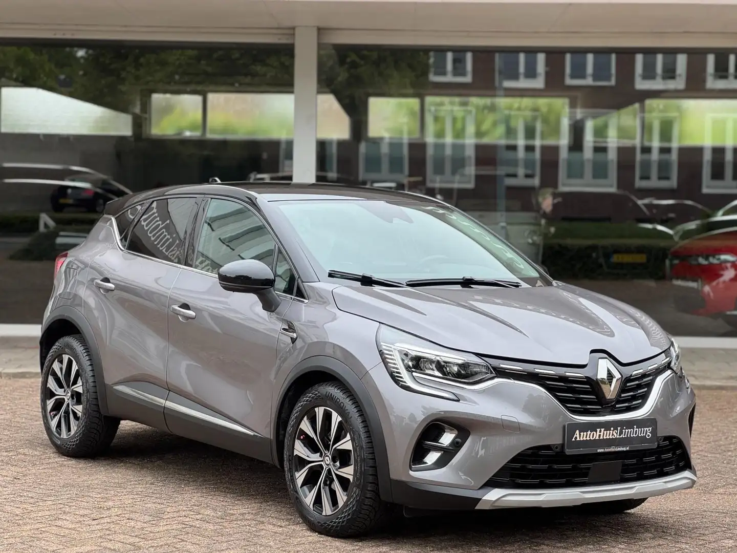 Renault Captur 1.3 TCe 140 Initiale Paris|Camera|Garantie/onderho Grigio - 2