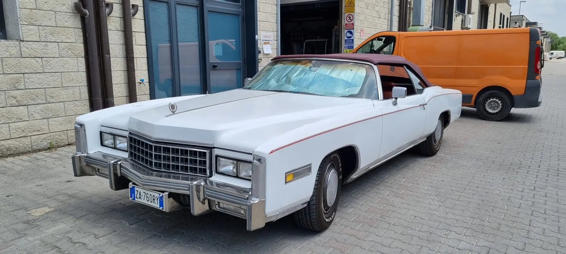 Cadillac Eldorado Cabrio bijela - 2