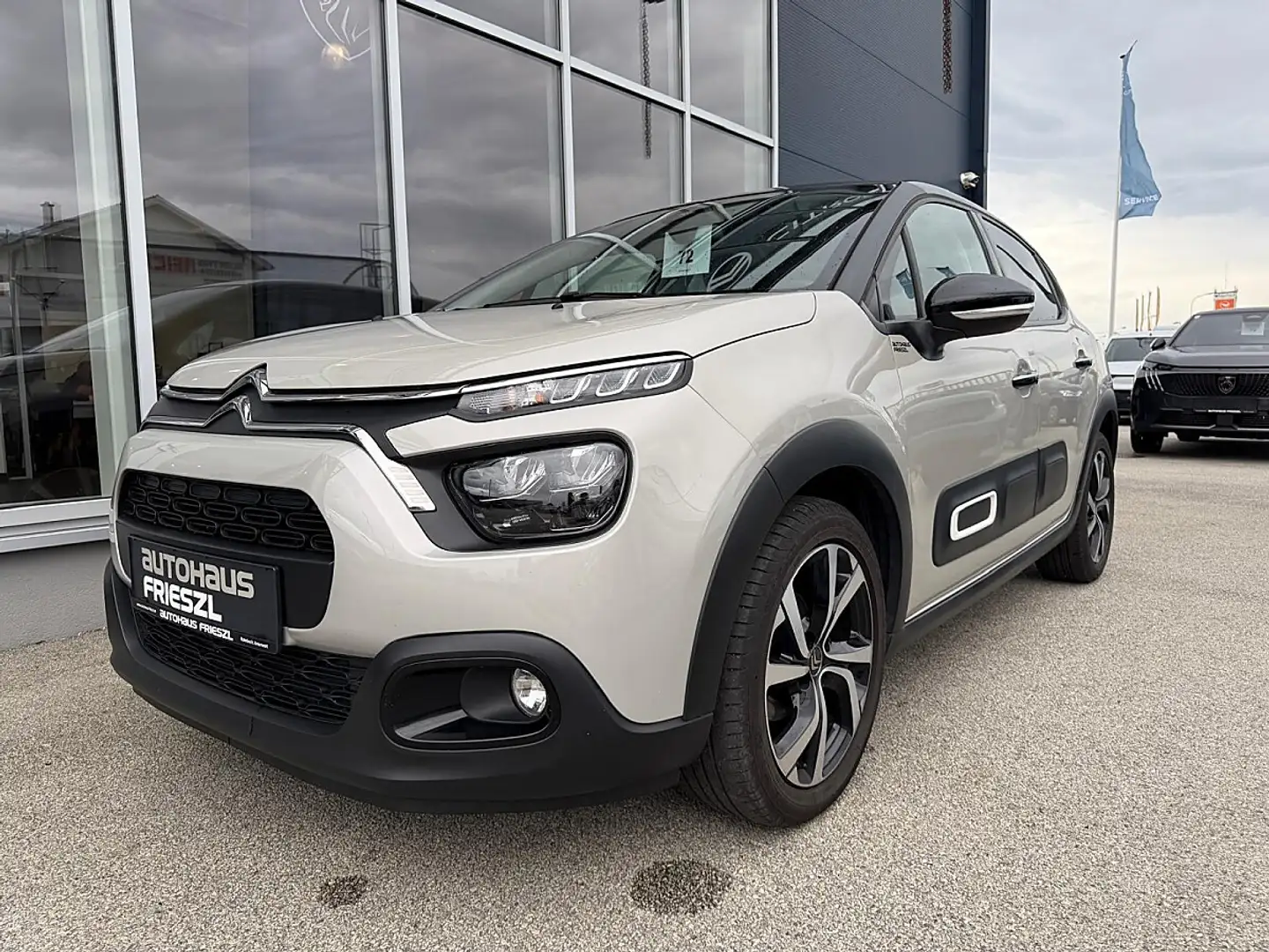 Citroen C3 1.2 PureTech 82 Shine Stop&Start (EURO 6d) Beige - 1