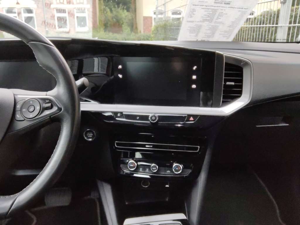 Opel Mokka E