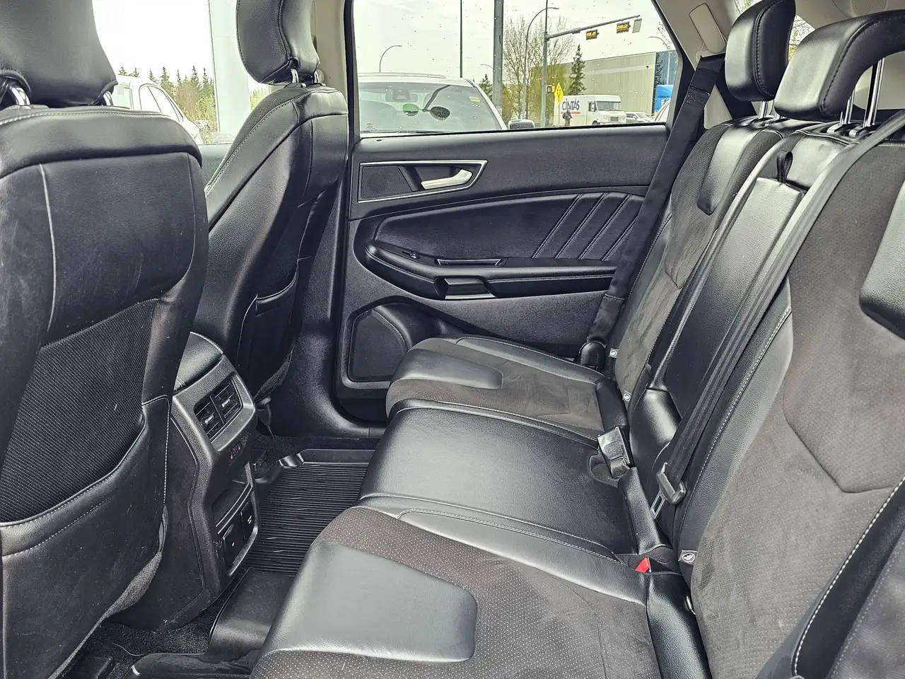 Ford Edge снимка Ford Edge