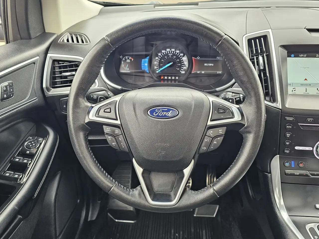 Ford Edge снимка Ford Edge