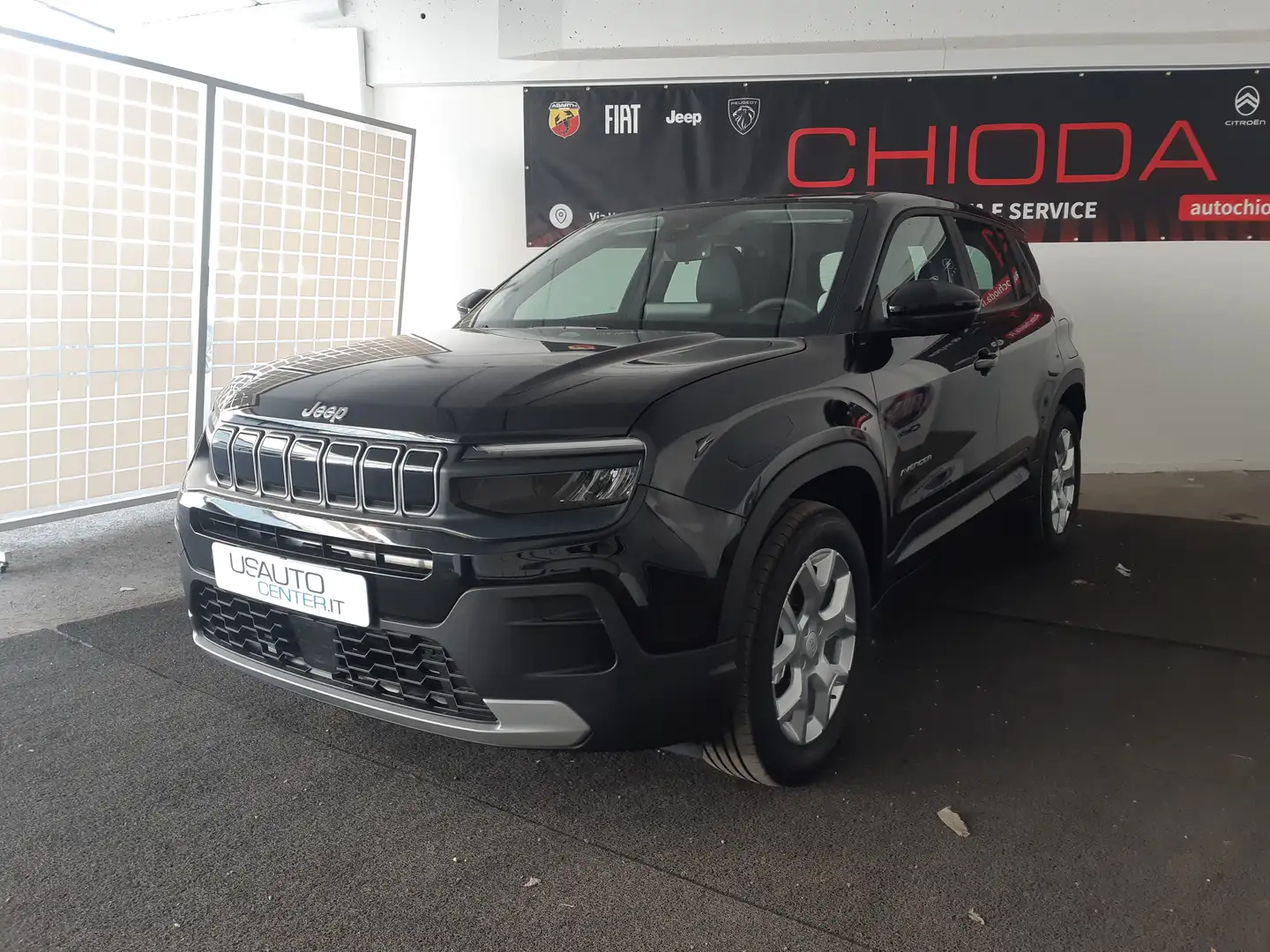 Jeep Avenger Avenger 1.2 turbo Altitude fwd 100cv Noir - 1