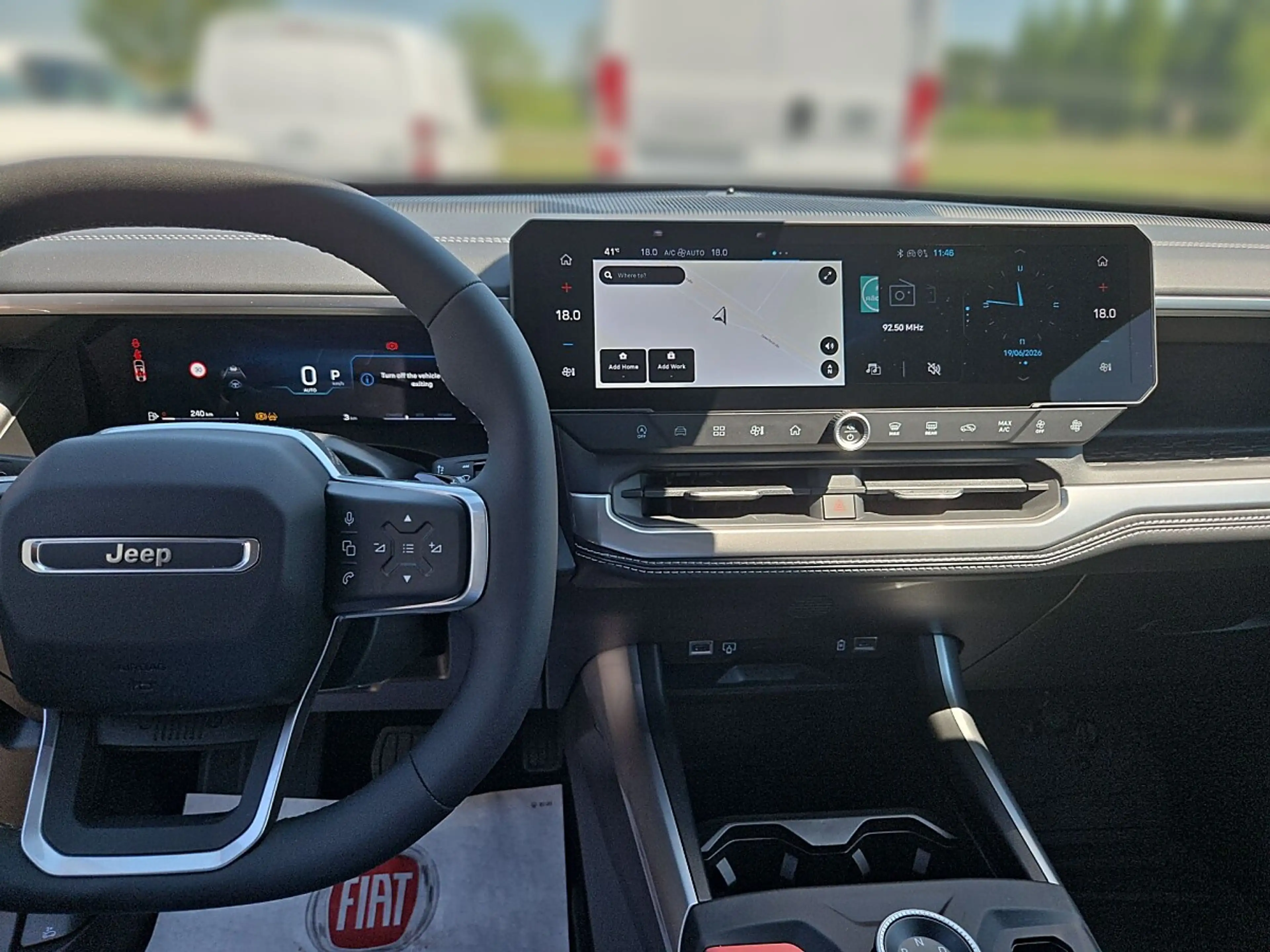 Jeep Compass 1.2 e-Hybrid First Edition e-DCT6 — photo 8