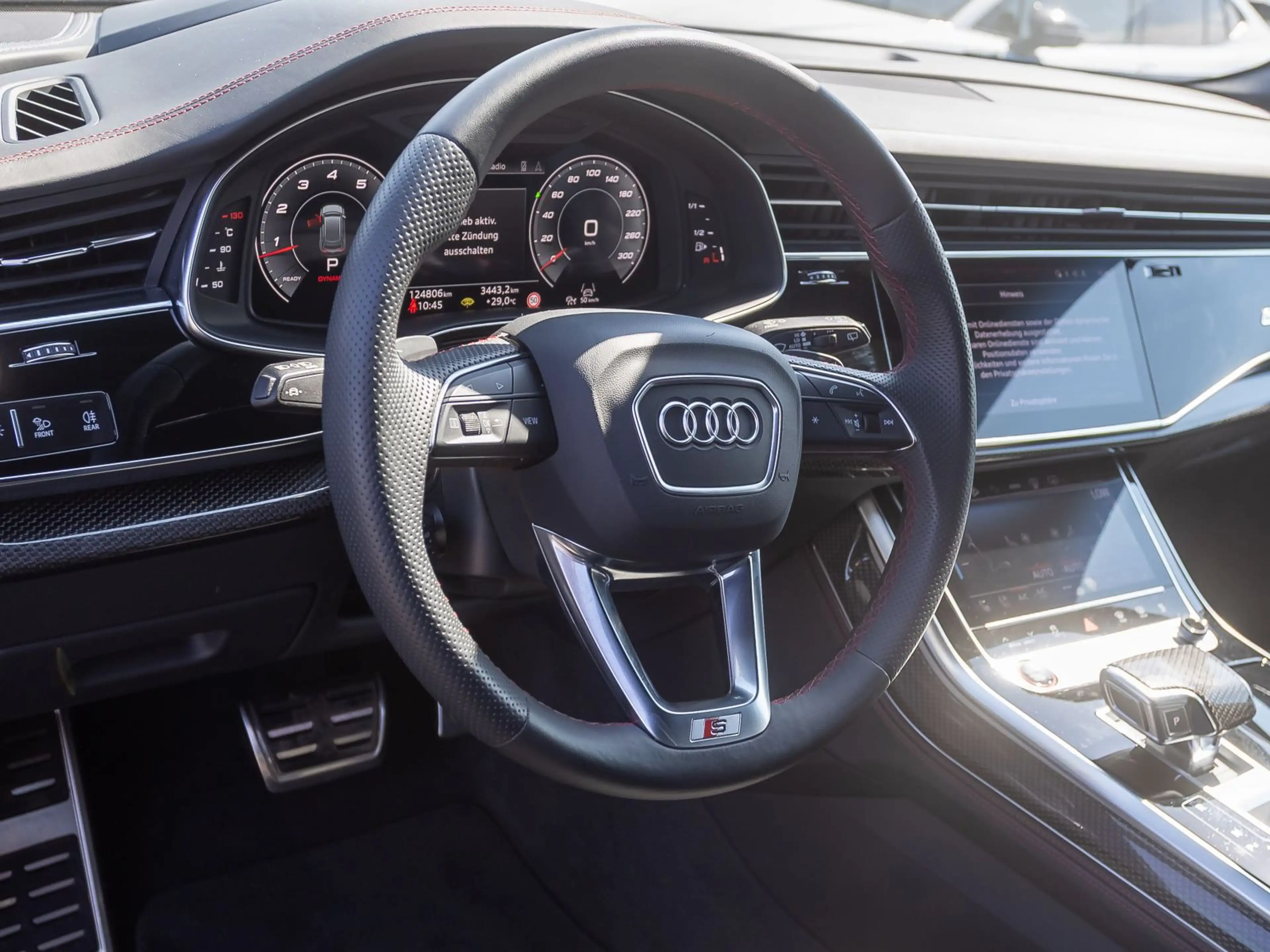 Audi SQ8 competition plus Matrix Standhzg Luftfederun — photo 15