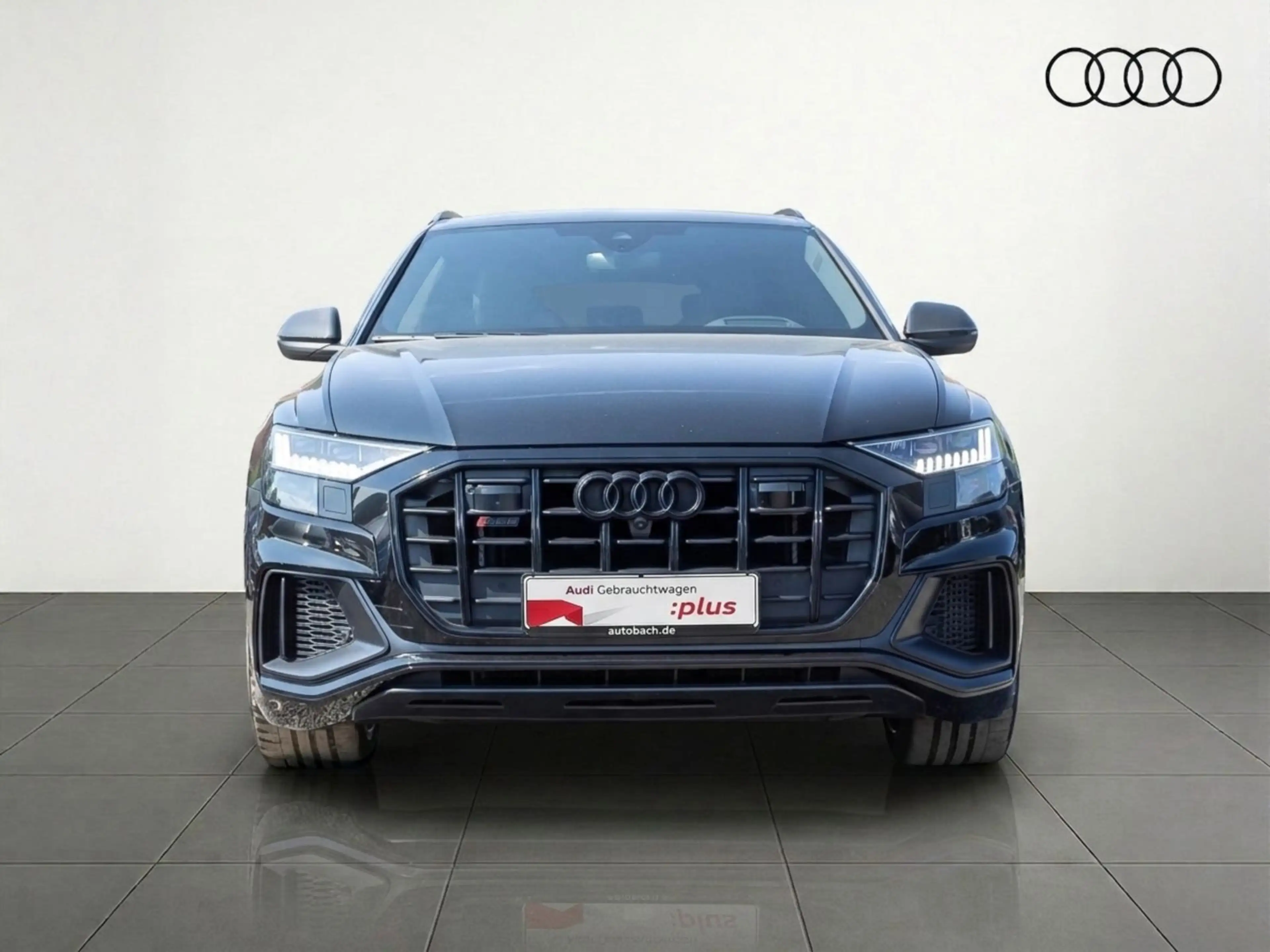 Audi SQ8 competition plus Matrix Standhzg Luftfederun — photo 3