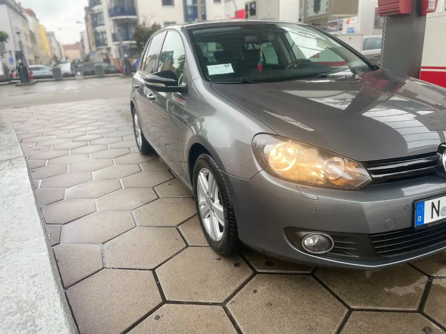 Volkswagen Golf VI Match Šedá - 2