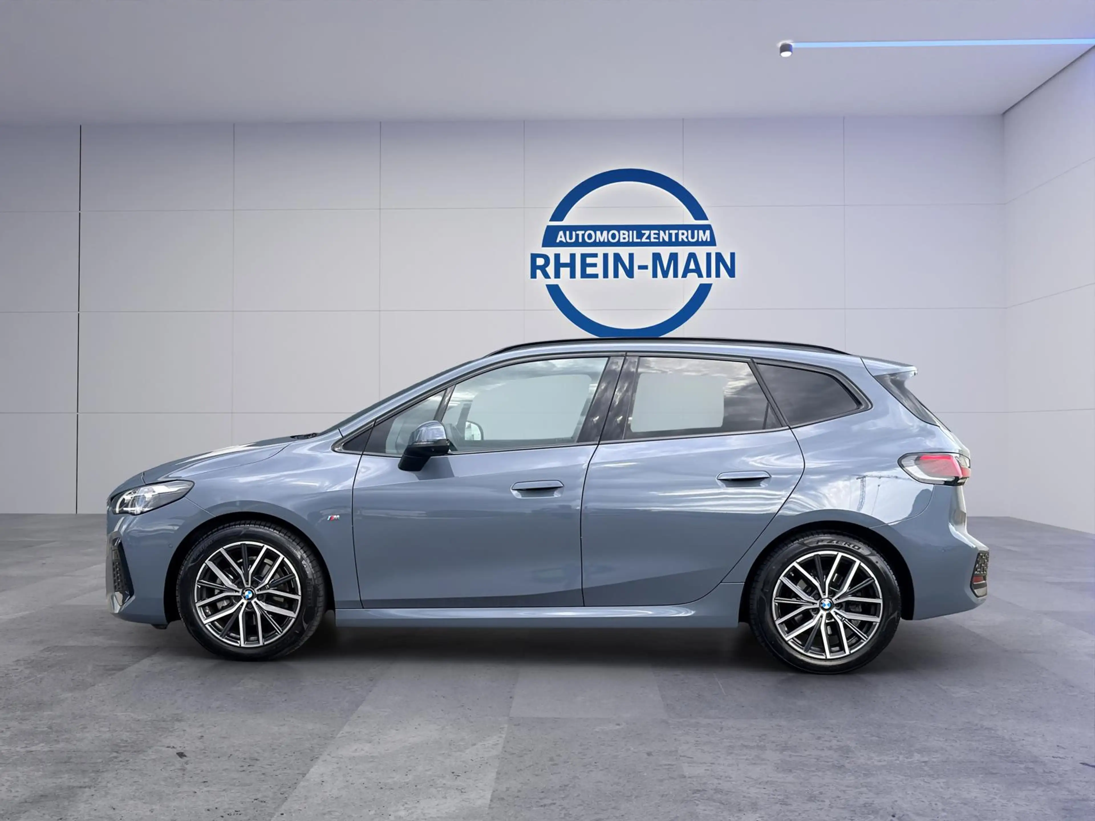 BMW 220 220 i M Sport DRIVING ASSISTANT PROF — photo 3