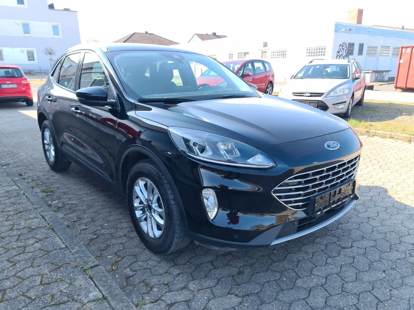 Ford Kuga Titanium *AHK*ALU*Navigation*Kamera* Schwarz - 2