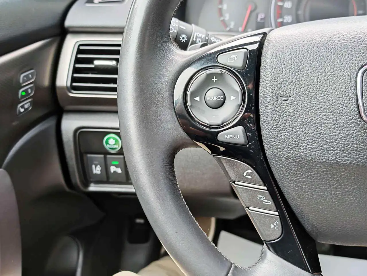 Honda Accord снимка Honda Accord