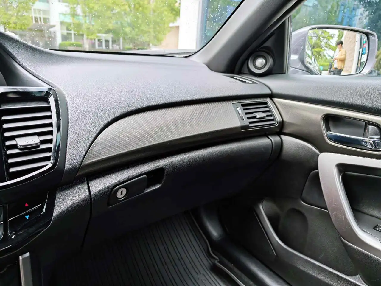 Honda Accord снимка Honda Accord