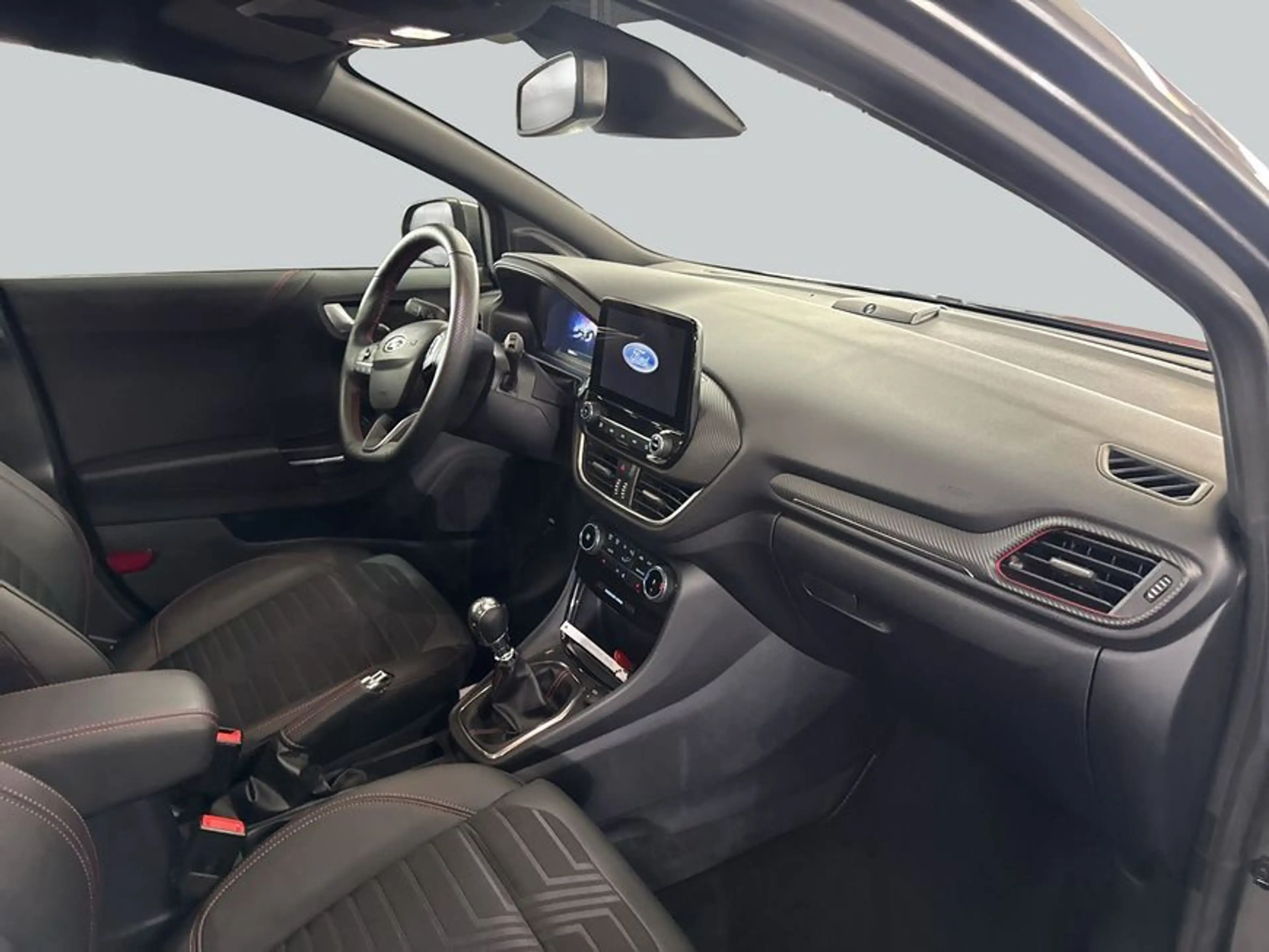 Ford Puma 1.0 EcoBoost Hybrid ST-LINE X — photo 15
