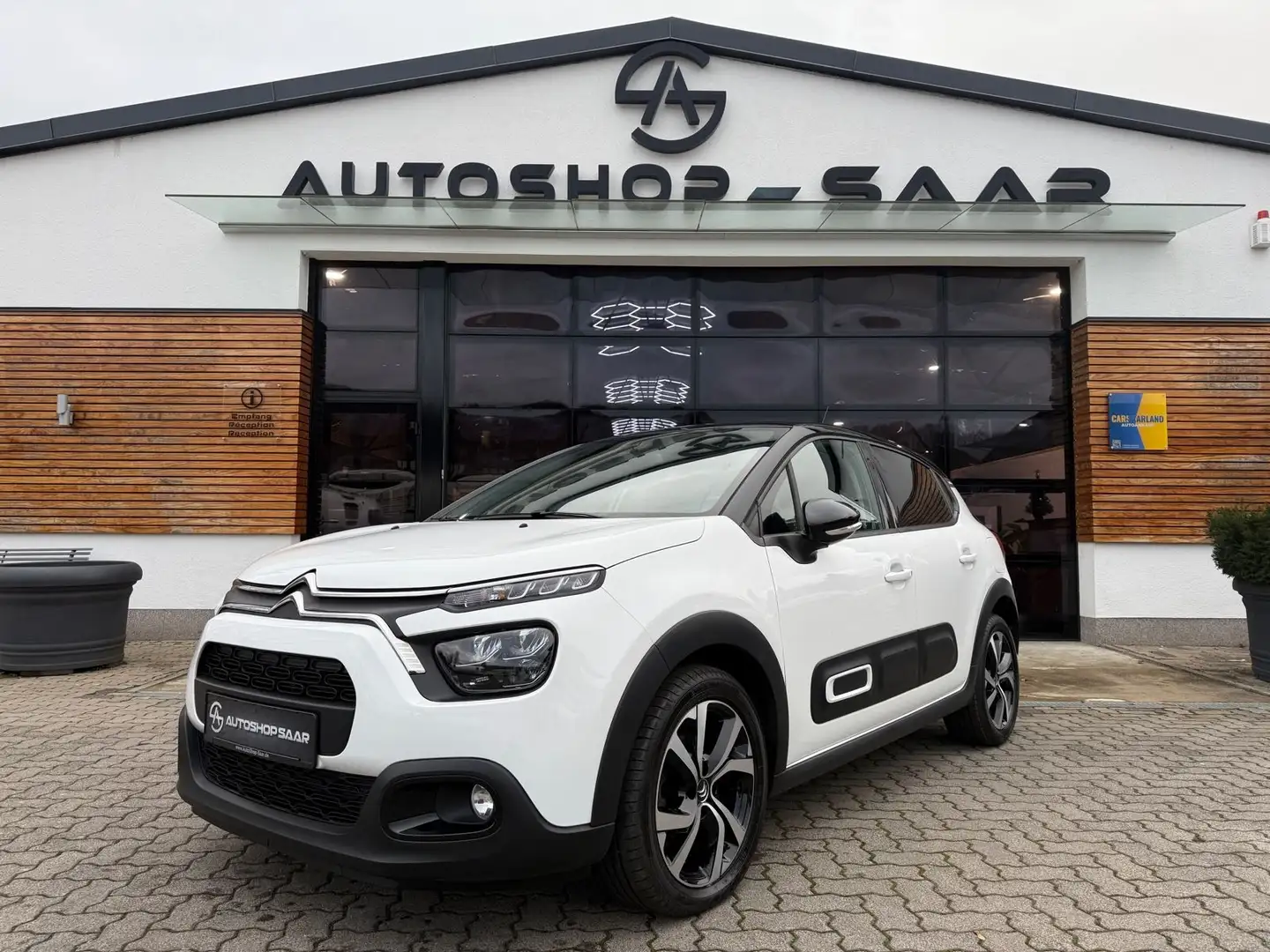 Citroen C3 Shine Pack Navi/Automatik/SHZ Weiß - 1