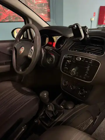 Fiat Punto Evo view 7