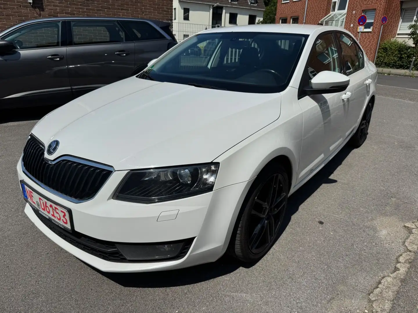 Skoda Octavia Elegance-Xenon-Navi-PDC-18 ZOLL + WR Blanc - 1