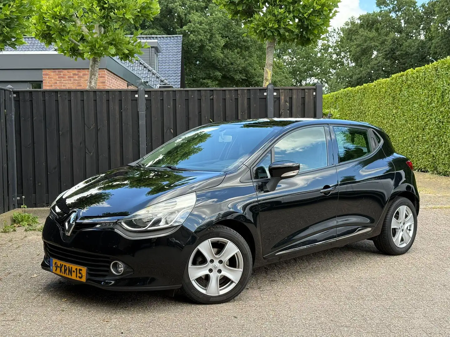 Renault Clio 0.9 TCe Expression TREKHAAK Navi cruise airco Black - 1
