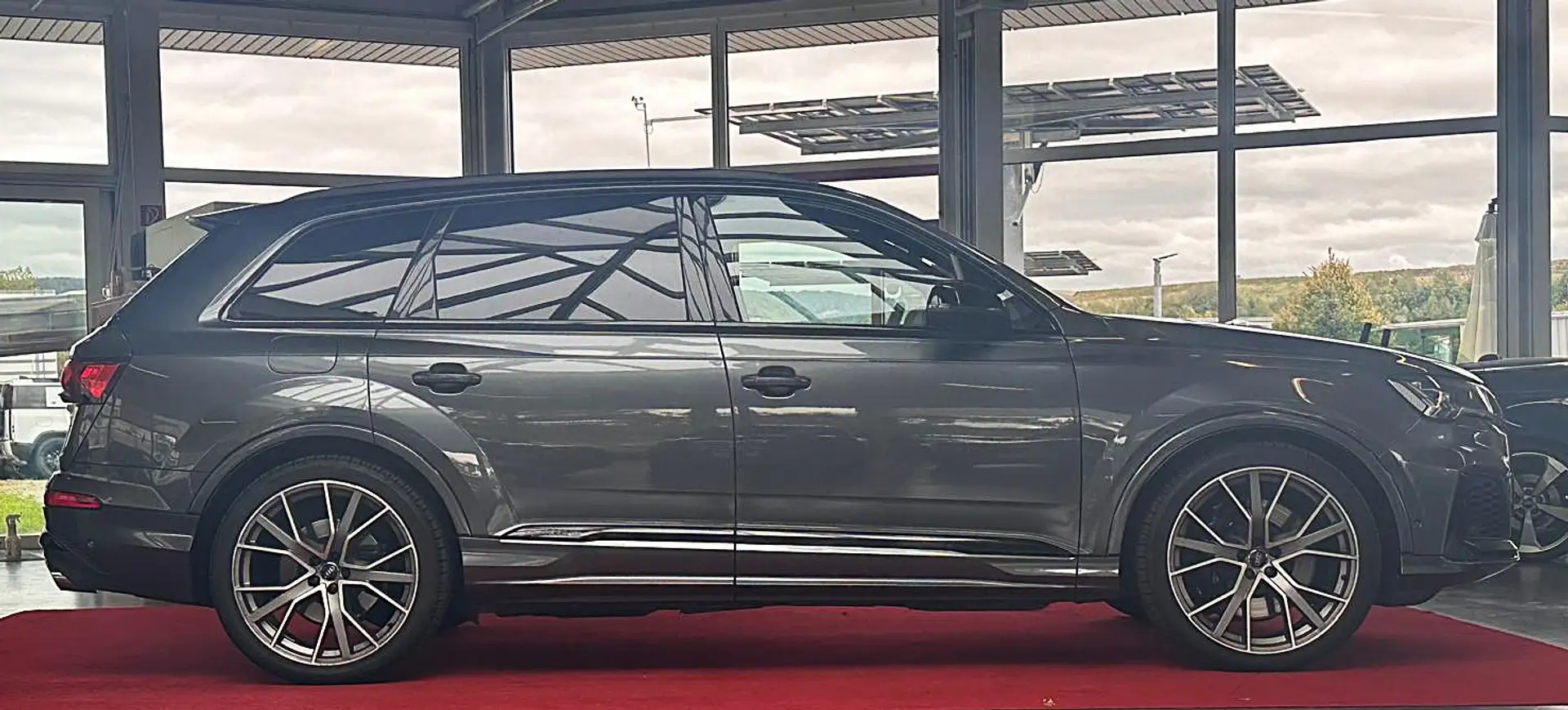 Audi SQ7 4.0 TDI quattro 7 Sitz HUD PANO AHK STANDHZ Grau - 2